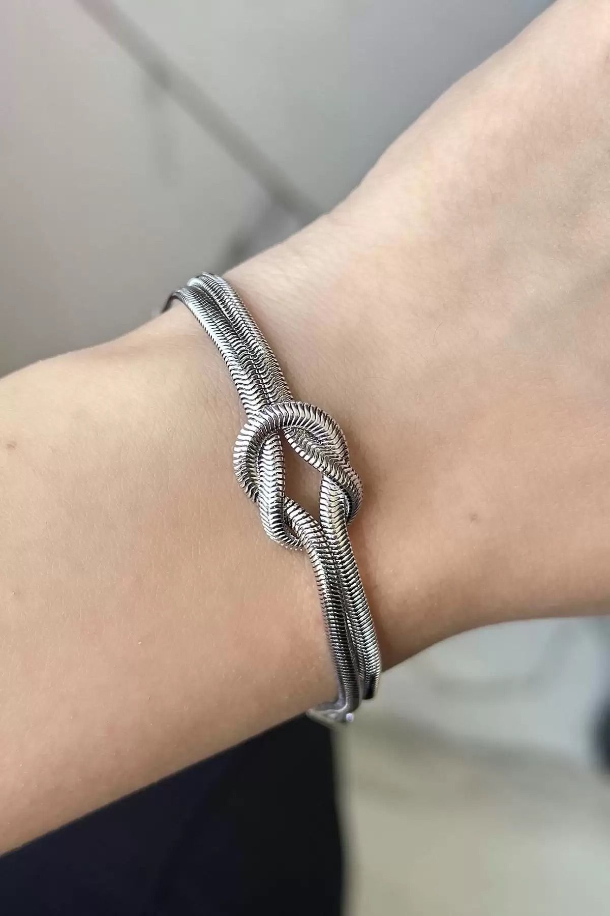 Vitastyle Gümüş Renk Düğüm Detaylı 2'li Görünümlü Çelik Bileklik