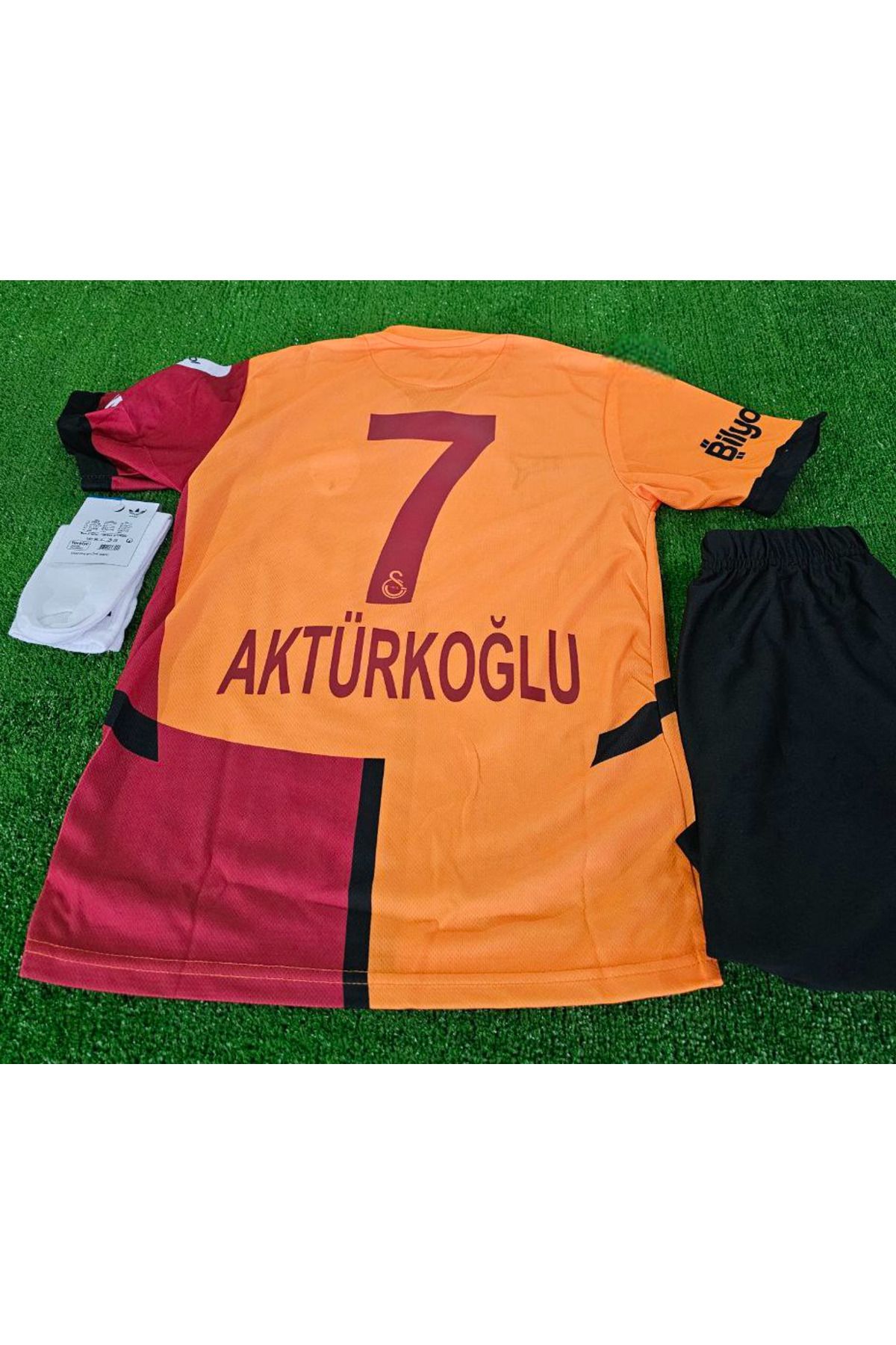 Alaturka Mix Galatâsarây Kerem Aktürkoğlu İç Saha Çocuk Forması 4lü Set