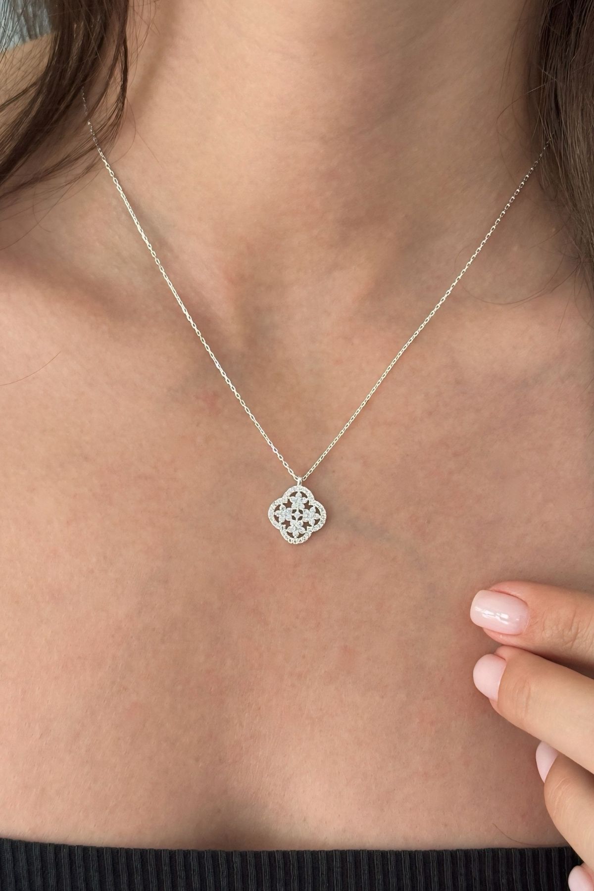 cld Van Cleef Gümüş Zirkon Taşlı Kolye -925 Ayar