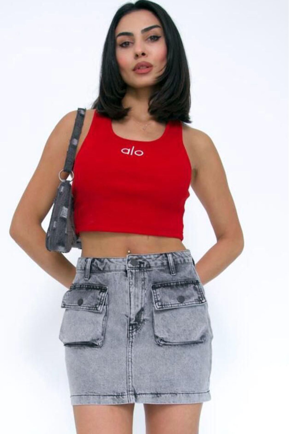 MissThetis Normal Bel Fermuarlı Düğmeli Kargo Cepli Yıkamalı Efektli Şık ve Cool Günlük Kısa Boy Denim Kot Etek