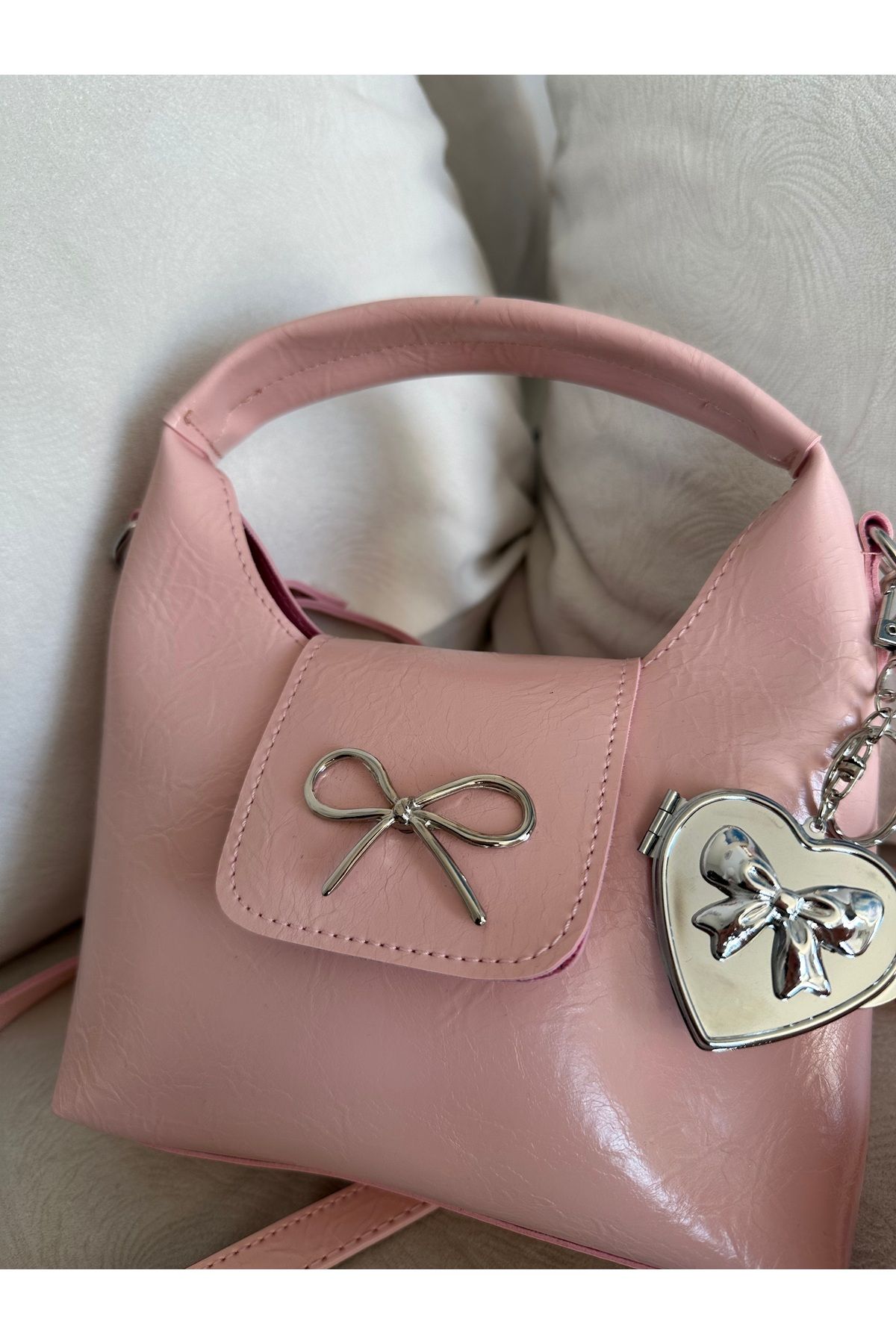 SEPT CREATION Viqos Fiyonk ve Ayna Charm Detaylı El ve Omuz Çantası