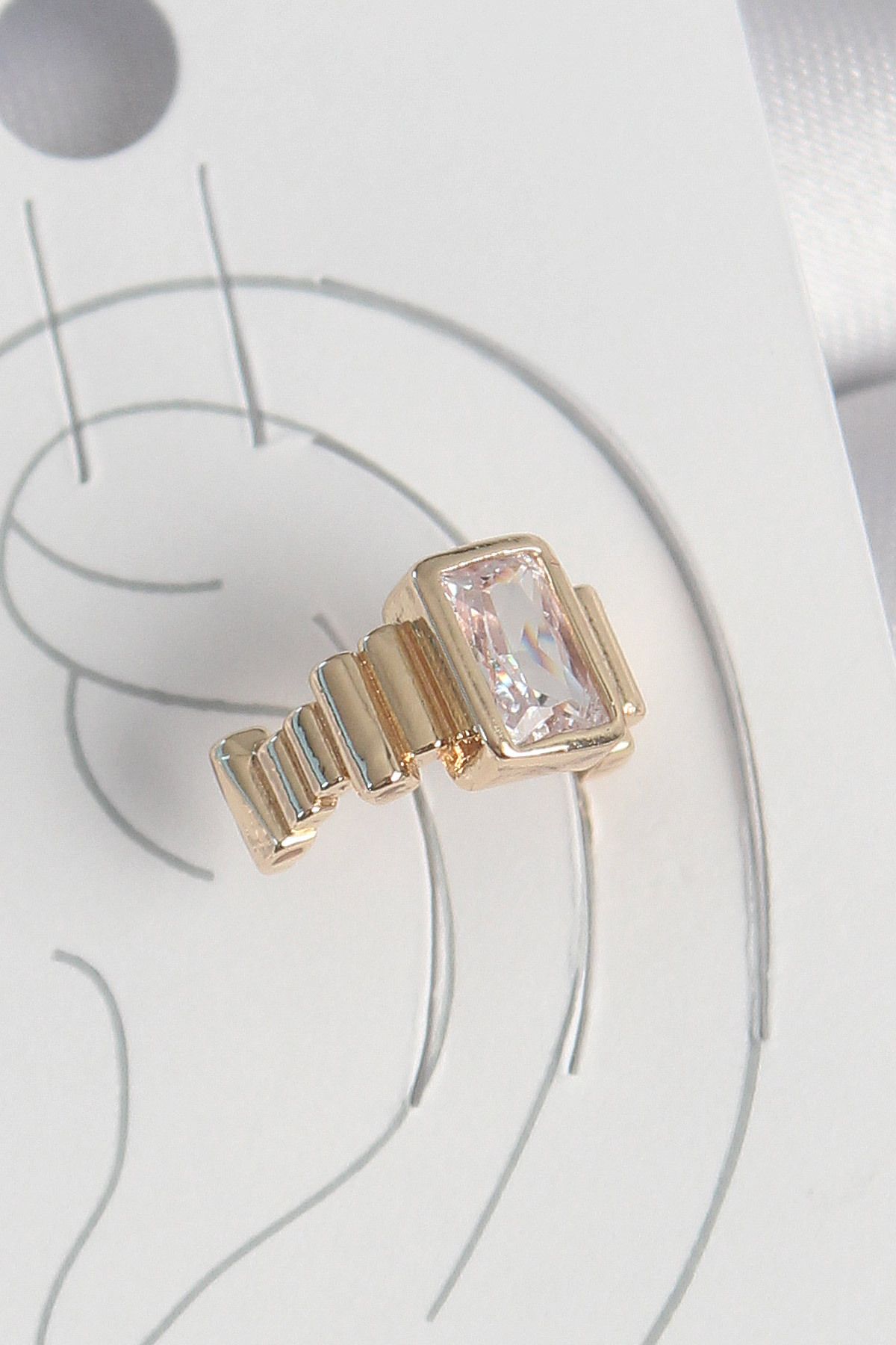 lumossia Pirinç Gold Renk Kare Zirkon Taşlı Kadın Kıkırdak Küpe