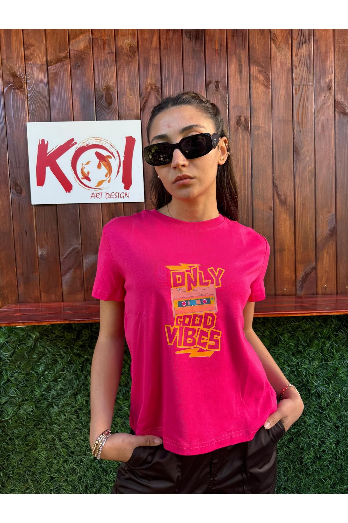 Butik only good vibes/ Kadın pembe Renk T-Shirt