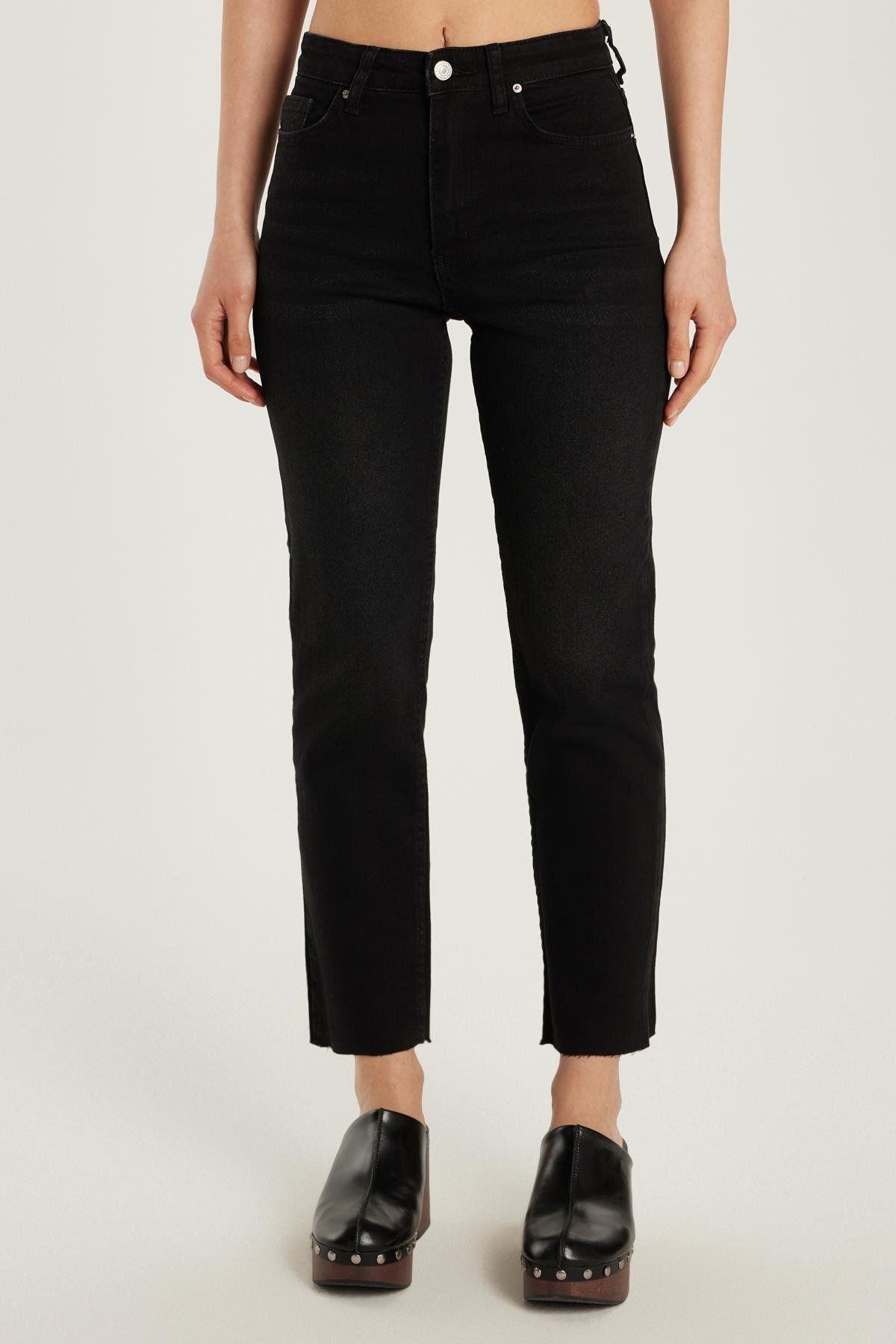 Tudors Kadın Slim Fit Dar Kesim Kısa Boru Paça Füme Pantolon