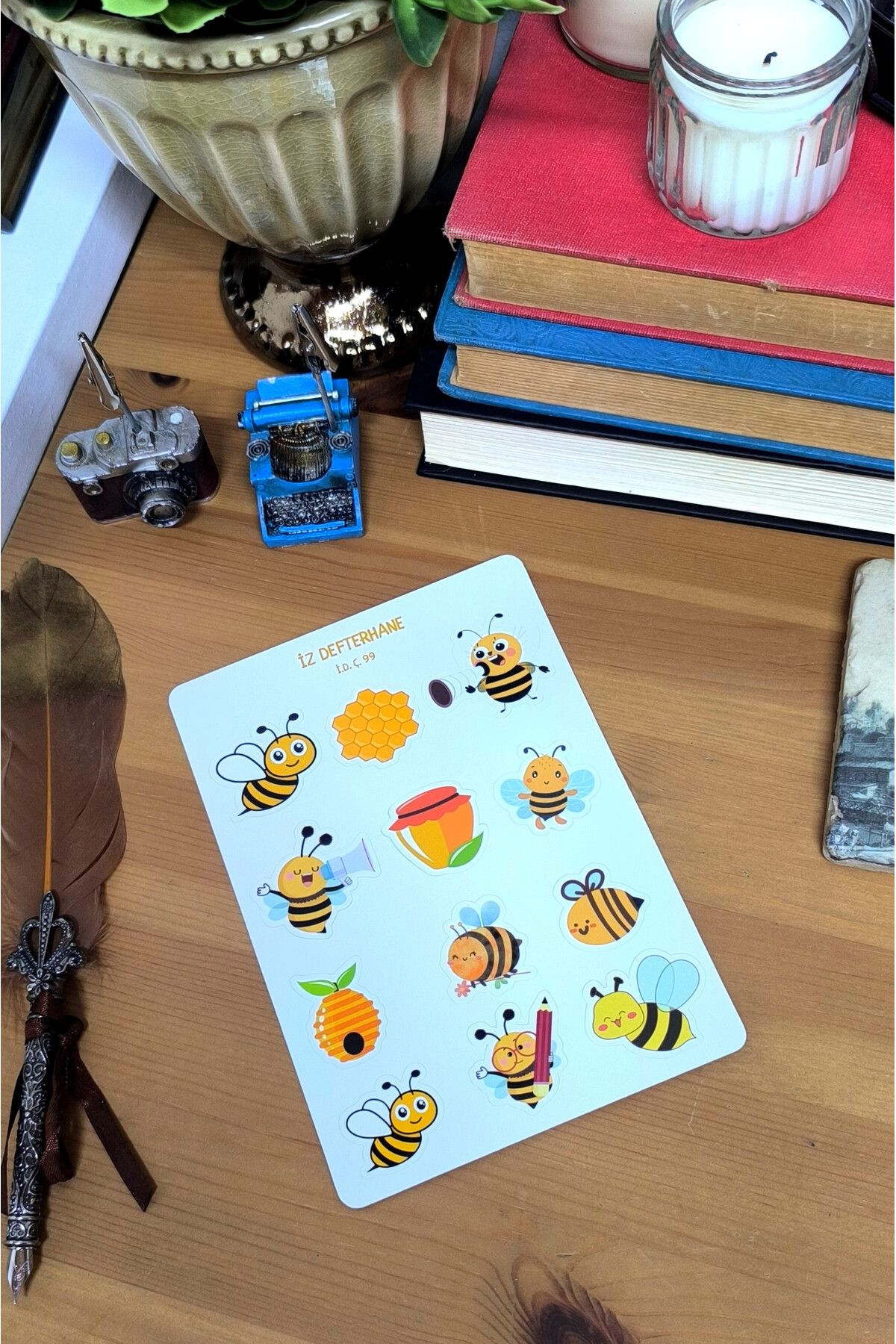 İZ DEFTERHANE Sarı Bal Arısı Çıkartma Sticker (Defter, ajanda ve planlayıcılar için uygun)