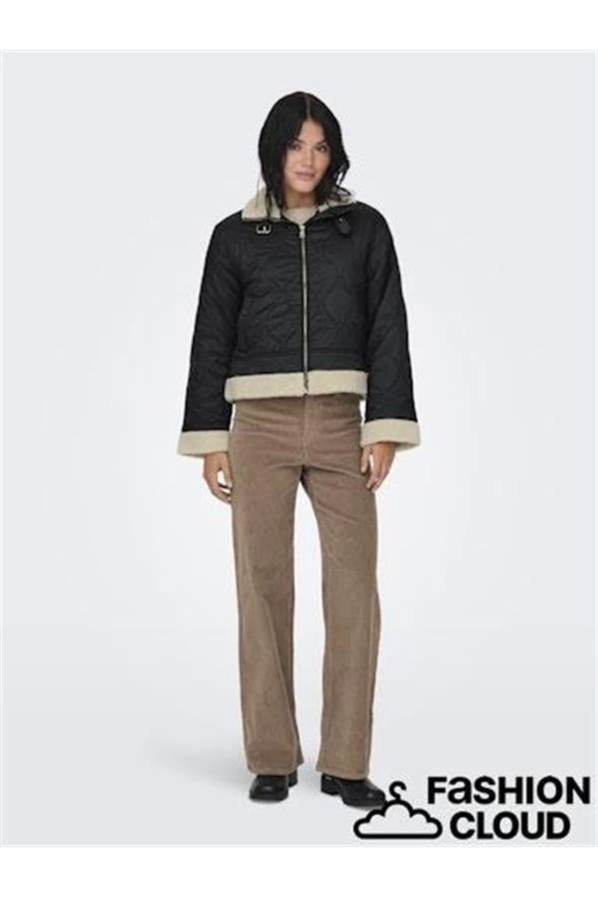 Lale Moda Softshell Su Geçirmez İnce Kapitone Kadın Ceket