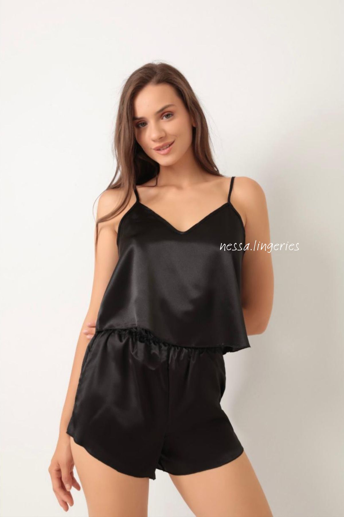 Nessa Lingerie Bride Şık Saten İp Askılı Şortlu Pijama Takımı
