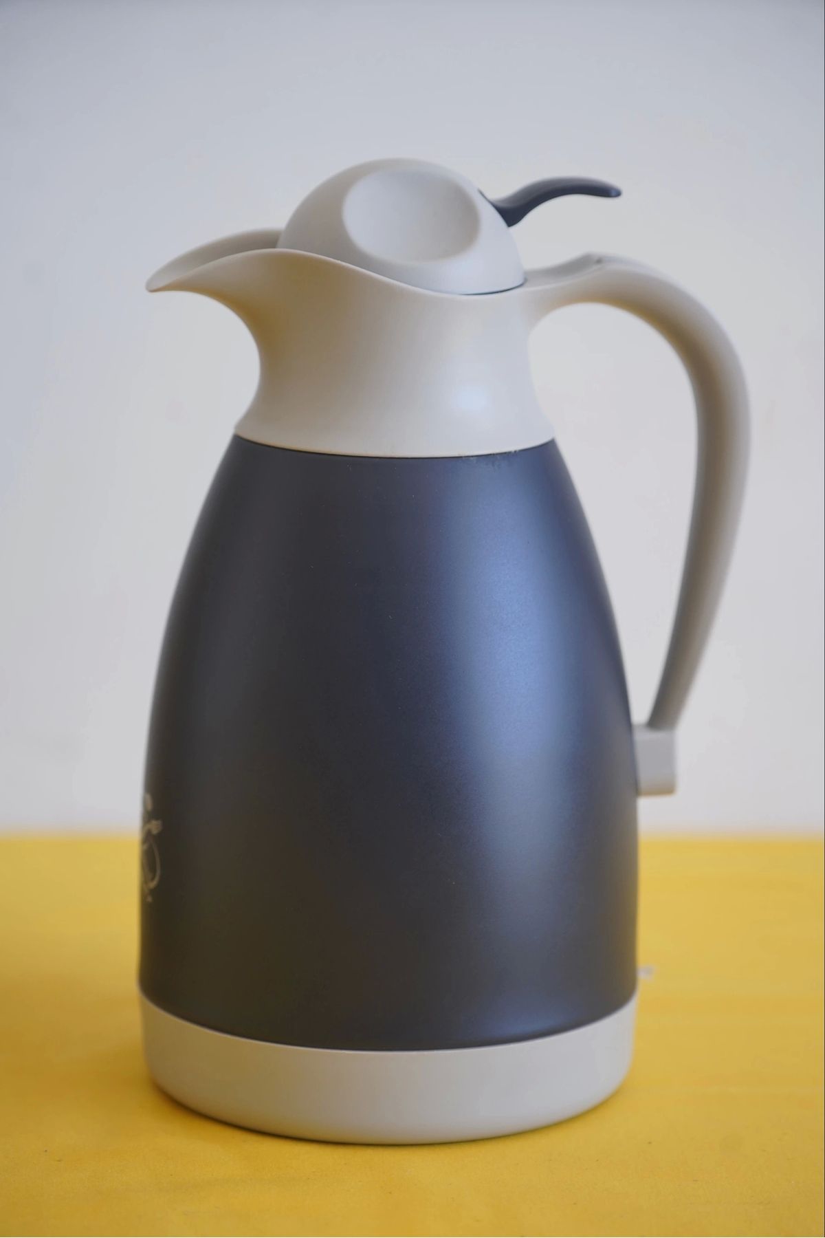 YenisiniAl Cooker Çelik Termos 1.5 Litre Sürahi