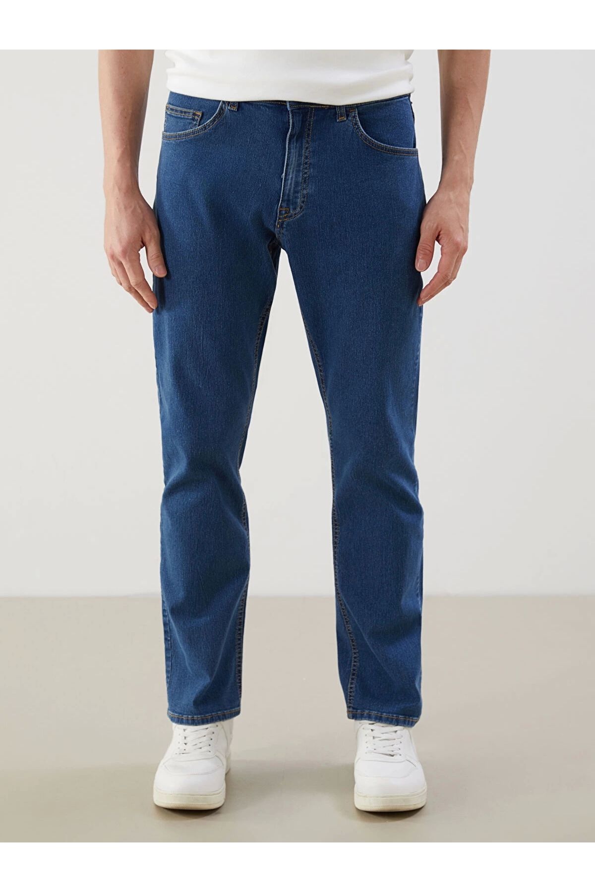 LC Waikiki LCW Jeans Indigo 779 Regular Fit Erkek Jean Pantolon