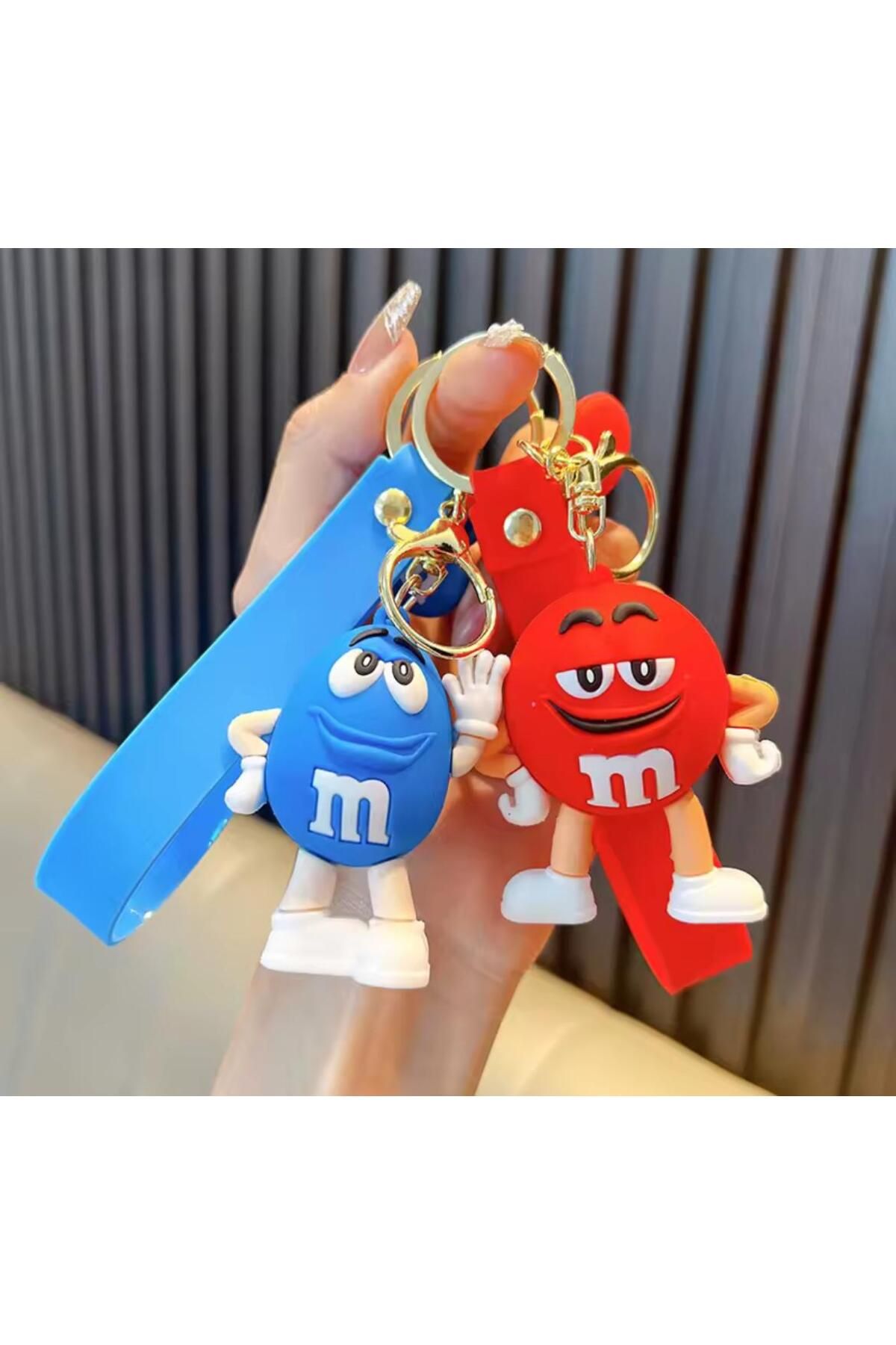 Millania 2'li Set M&M’s Karakterli 3D Anahtarlık Mavi,Kırmızı–Tatlı mı Tatlı Çanta Aksesuarı Lüks Büyük Boy