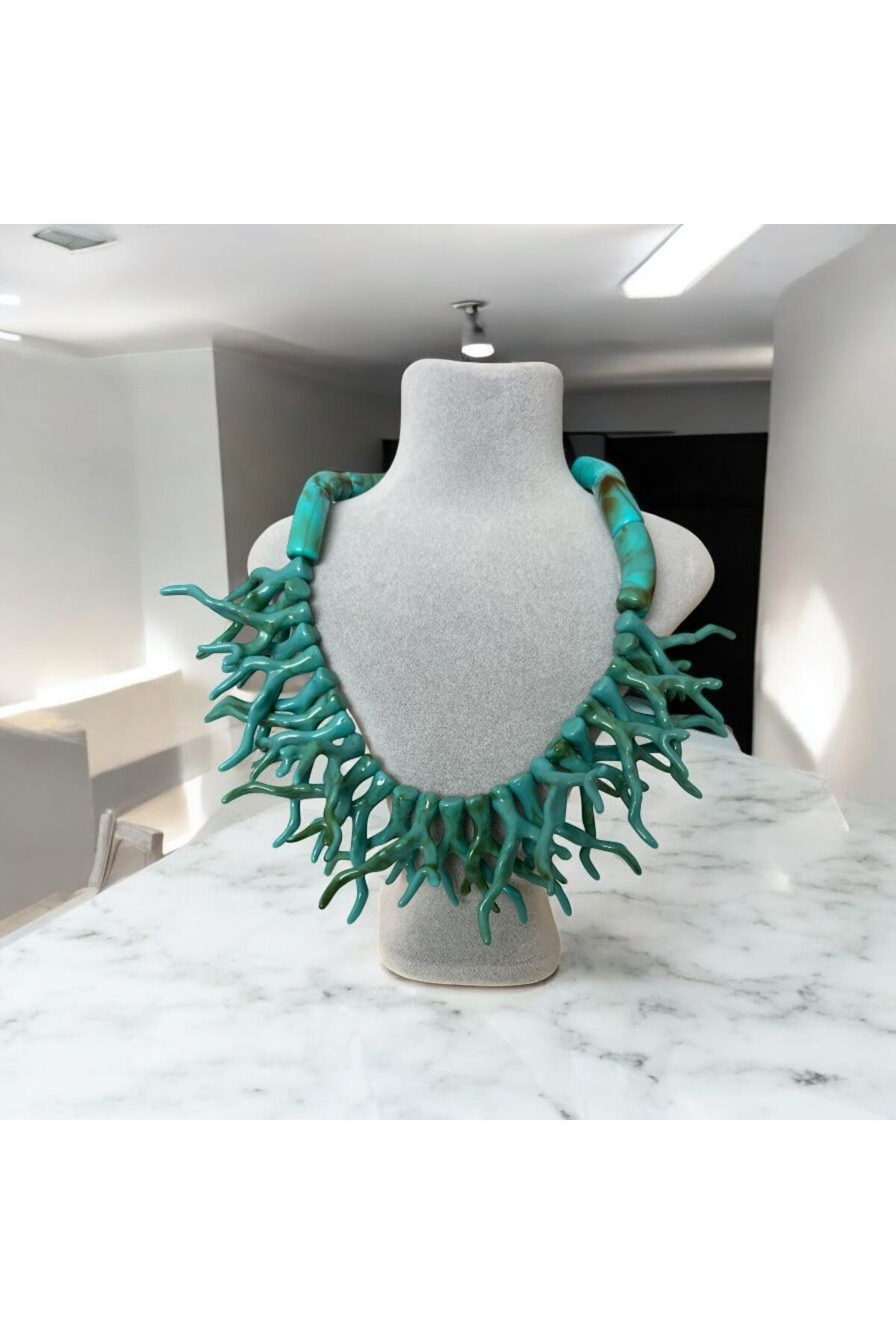 ZRA Model Mercan Görünümlü Akrilik Kolye