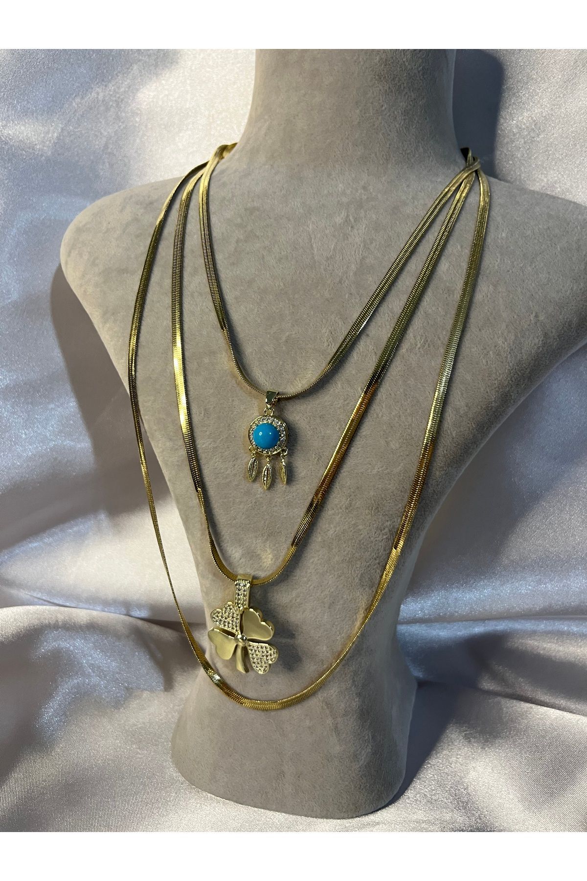 Fam&Co Jewelry Üçlü Zincir Kolye Seti – Turkuaz Taşlı & Yonca Uçlu - Altın Renk