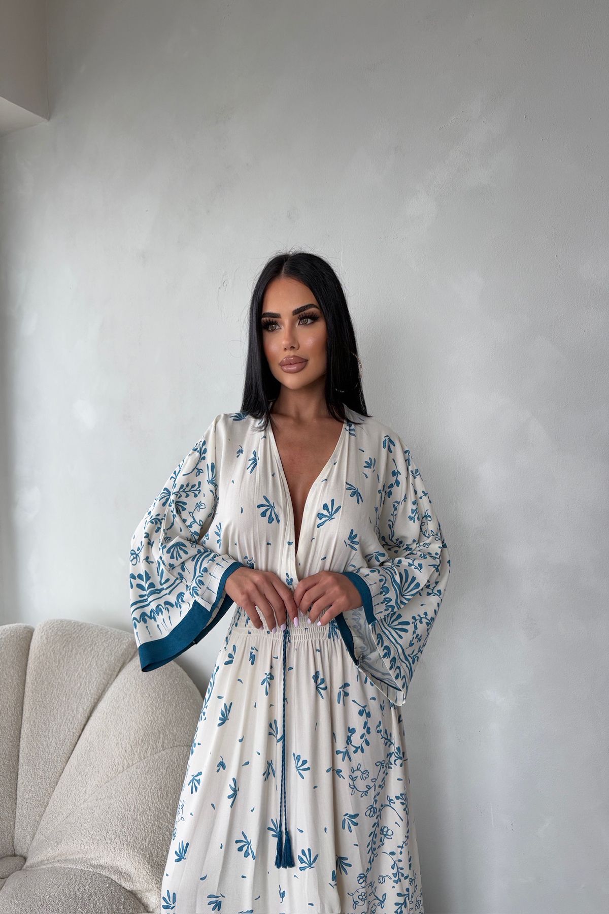kamacibutik Kruvaze Yaka Çiçek Desenli Viskon Kumaş Elbise