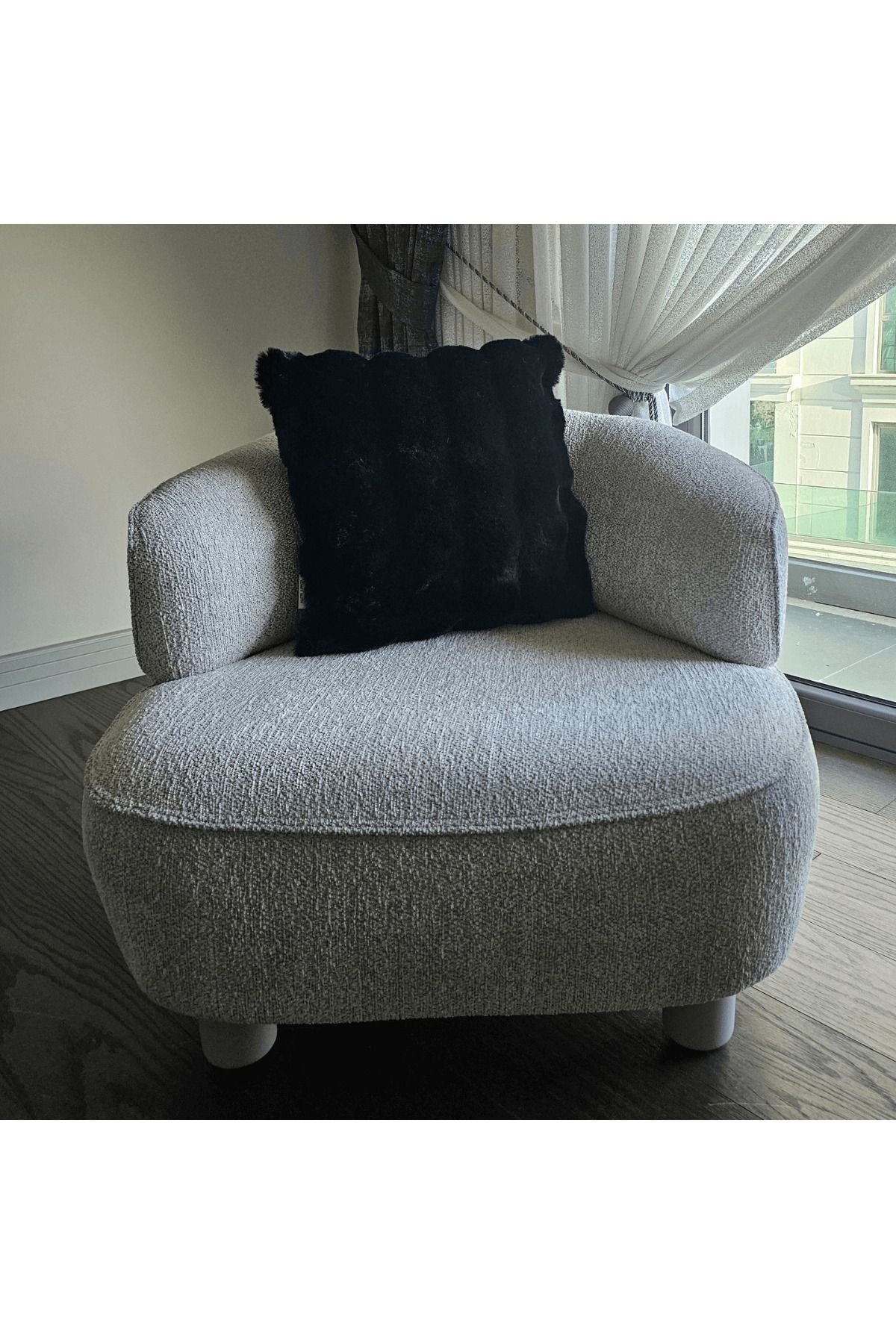 Comfy Sloth Siyah Peluş Kırlent Kılıfı - BOBBLE