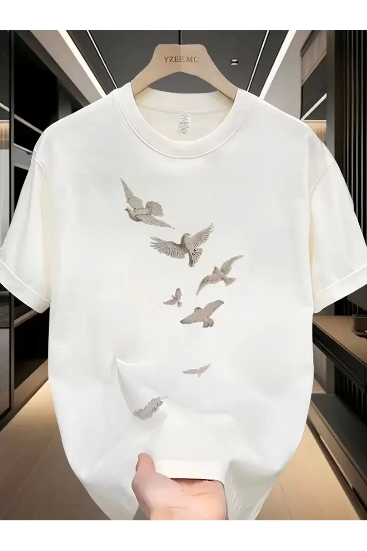 AE Stil 20/1 Penye Compack Özgür kuşlar Baskılı Oversize Bisiklet Yaka T-shirt - Beyaz