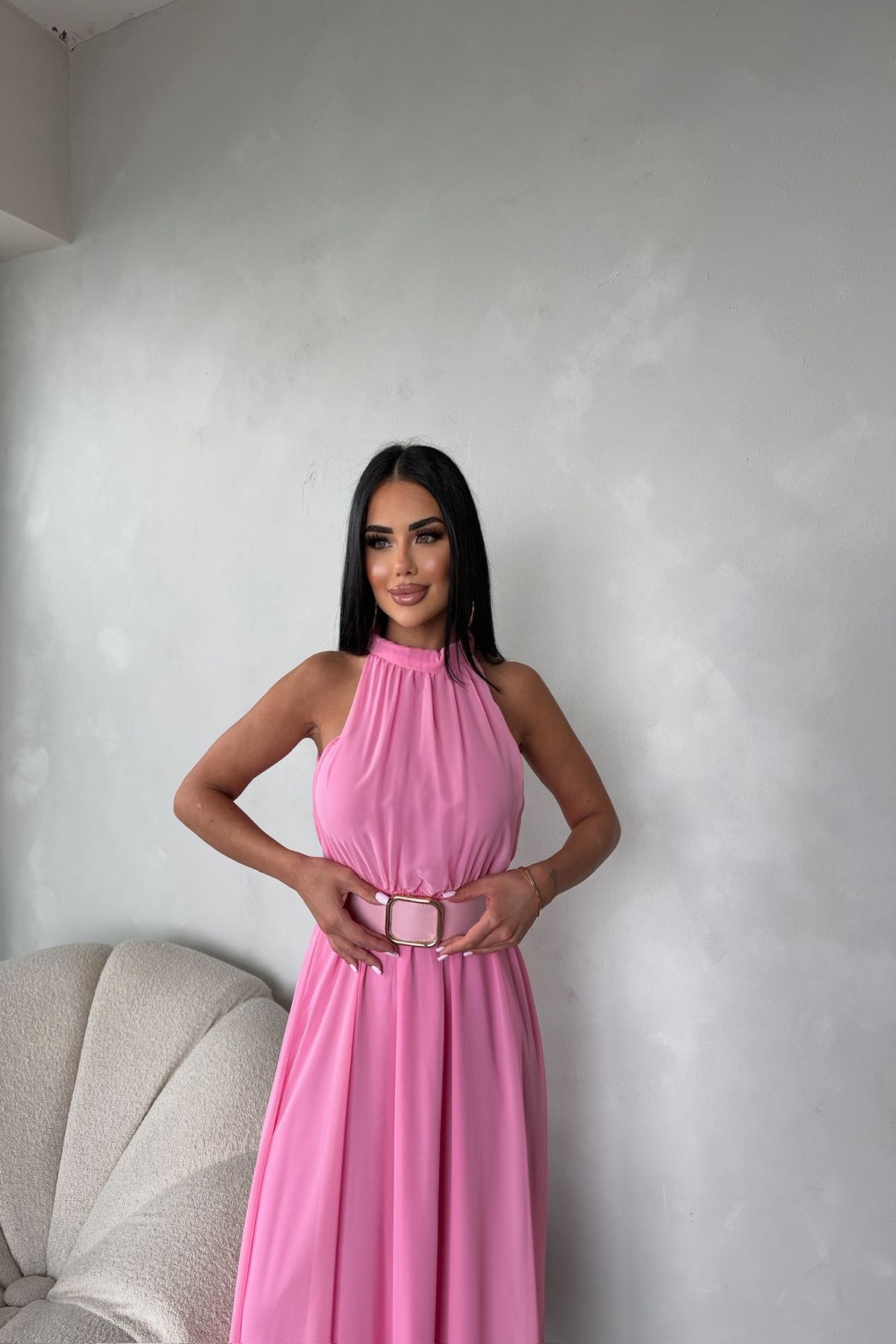 kamacibutik Halter Yaka Sıfır Kol Kemerli Şifon Elbise