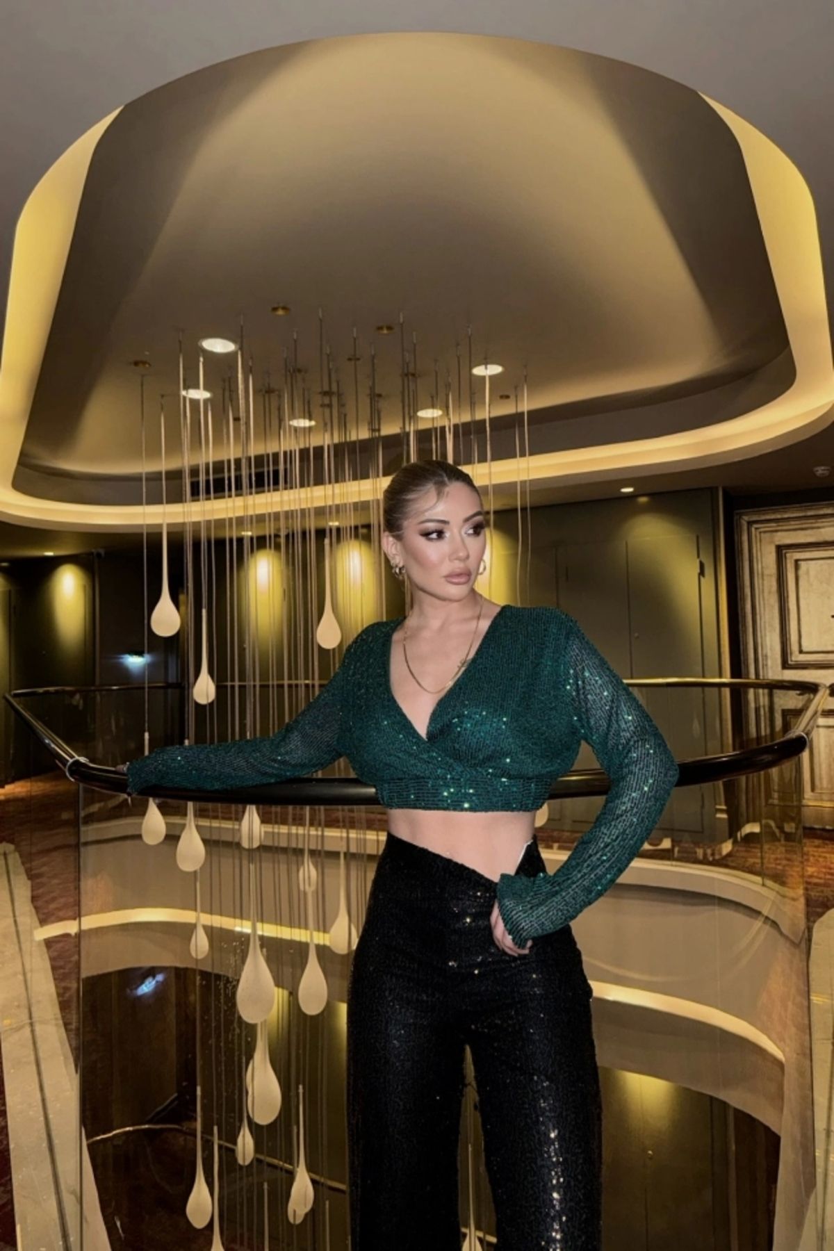 Kaplan PULLU CROP KRUVAZE BLUZ - Zümrüt