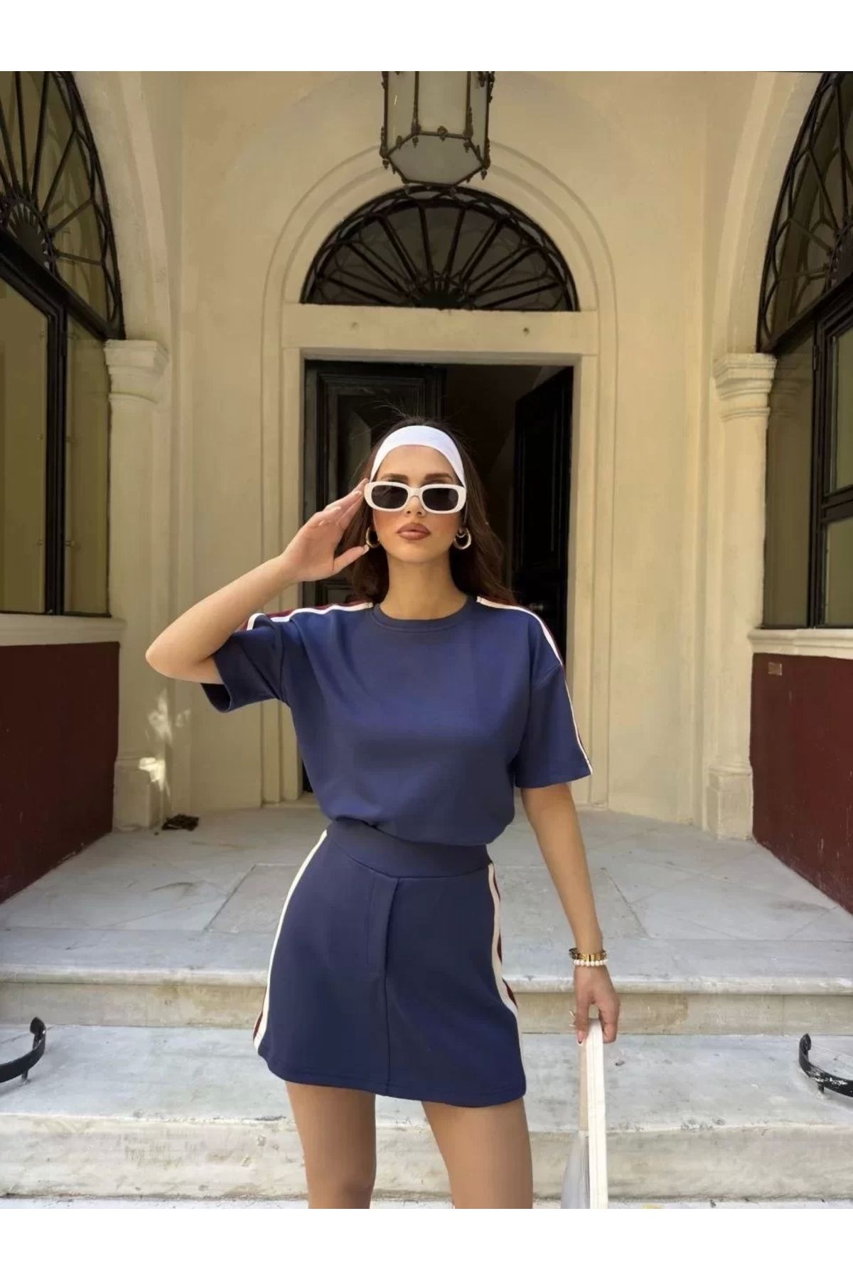 AE Stil Osy Modal yumuşak dokulu Kumaş Kadın Parçalı Bisiklet Yaka T-shirt Mini Şortlu Etek İkili Takım -Lac