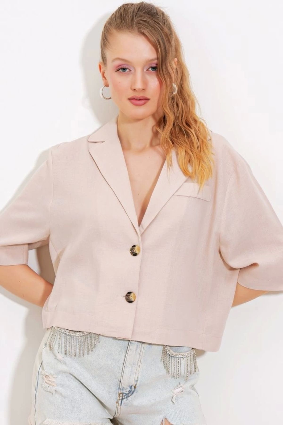 Kaplan Krem Çift Düğmeli Oversize Crop Keten Ceket