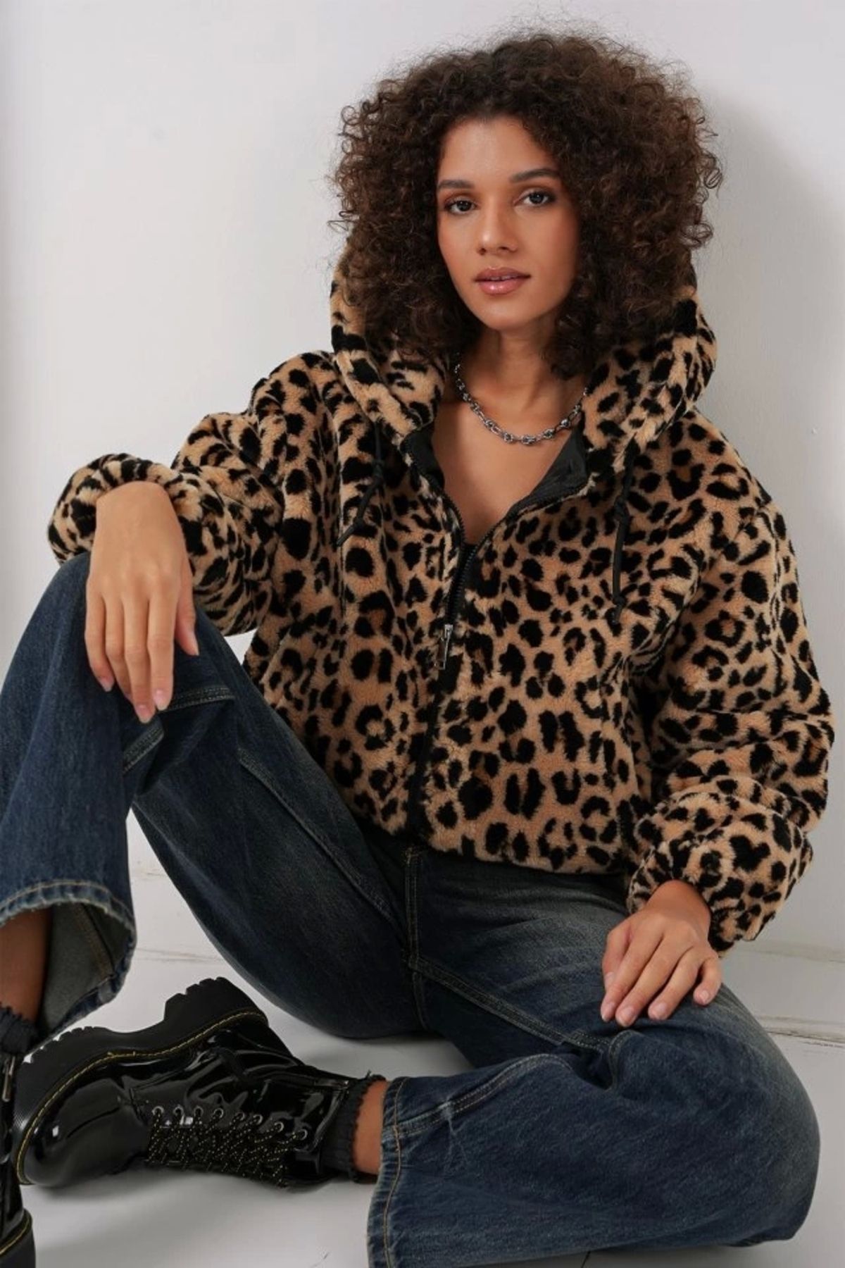 Kaplan 5193 Kapüşonlu Peluş Crop Ceket - C. Kahverengi