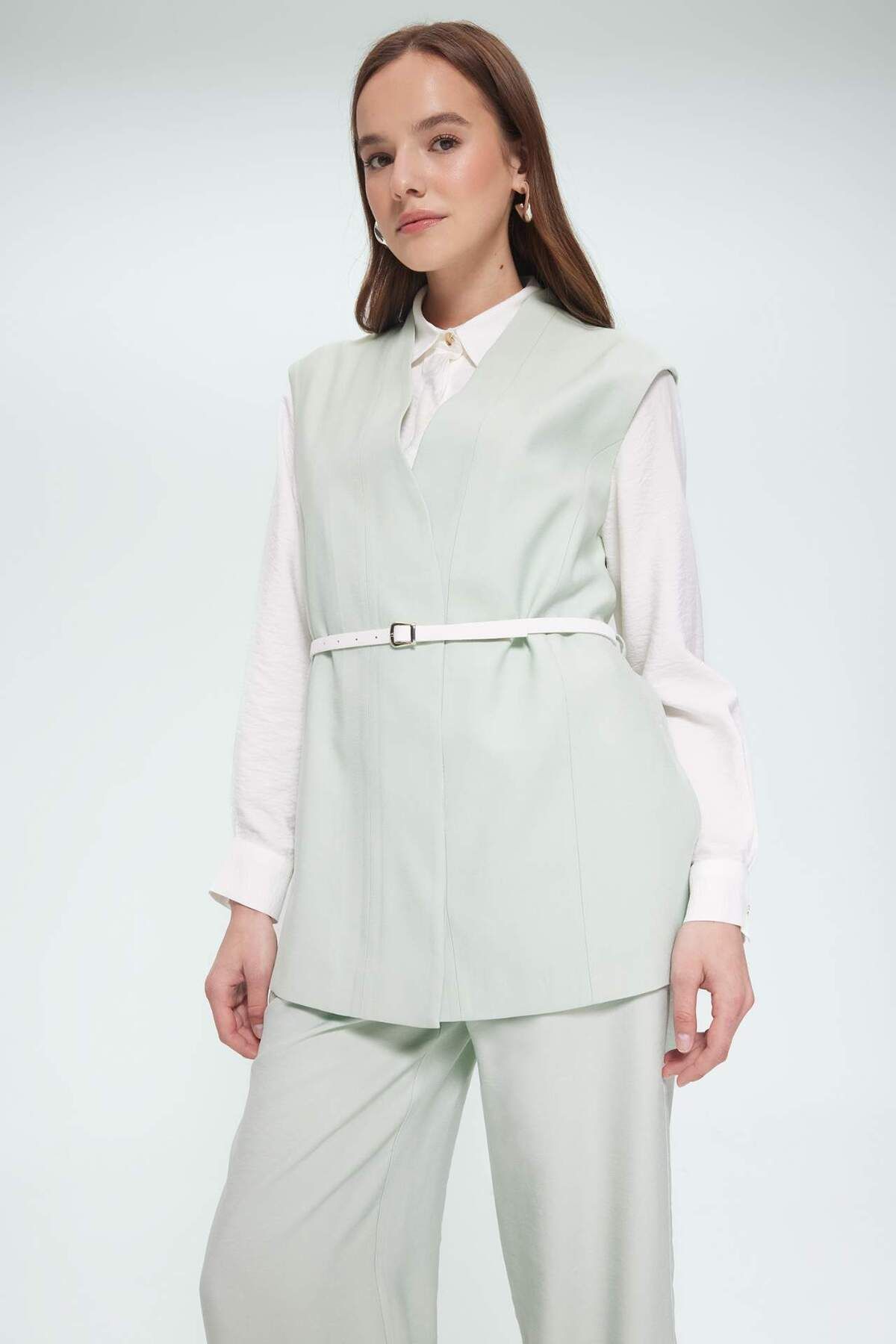 DeFacto V Yaka Kemerli Twill Tesettür Klasik Yelek F1371AX25SM