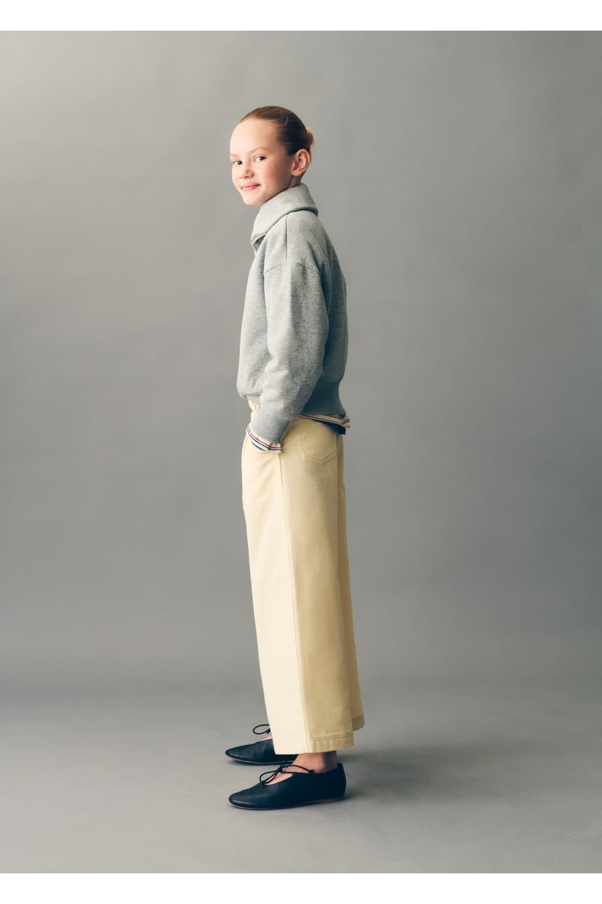 Fermuarlı Boğazlı Sweatshirt