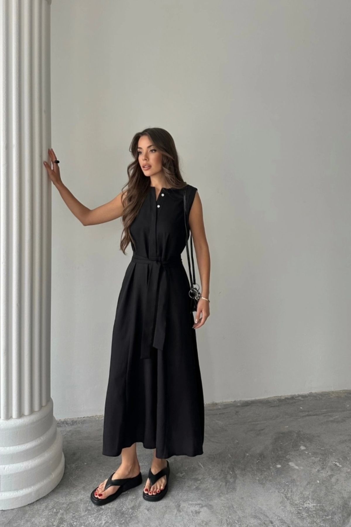 Butik KETEN ELBİSE KOLSUZ BEL BAĞLAMALI MAXİ ELBİSE - Siyah