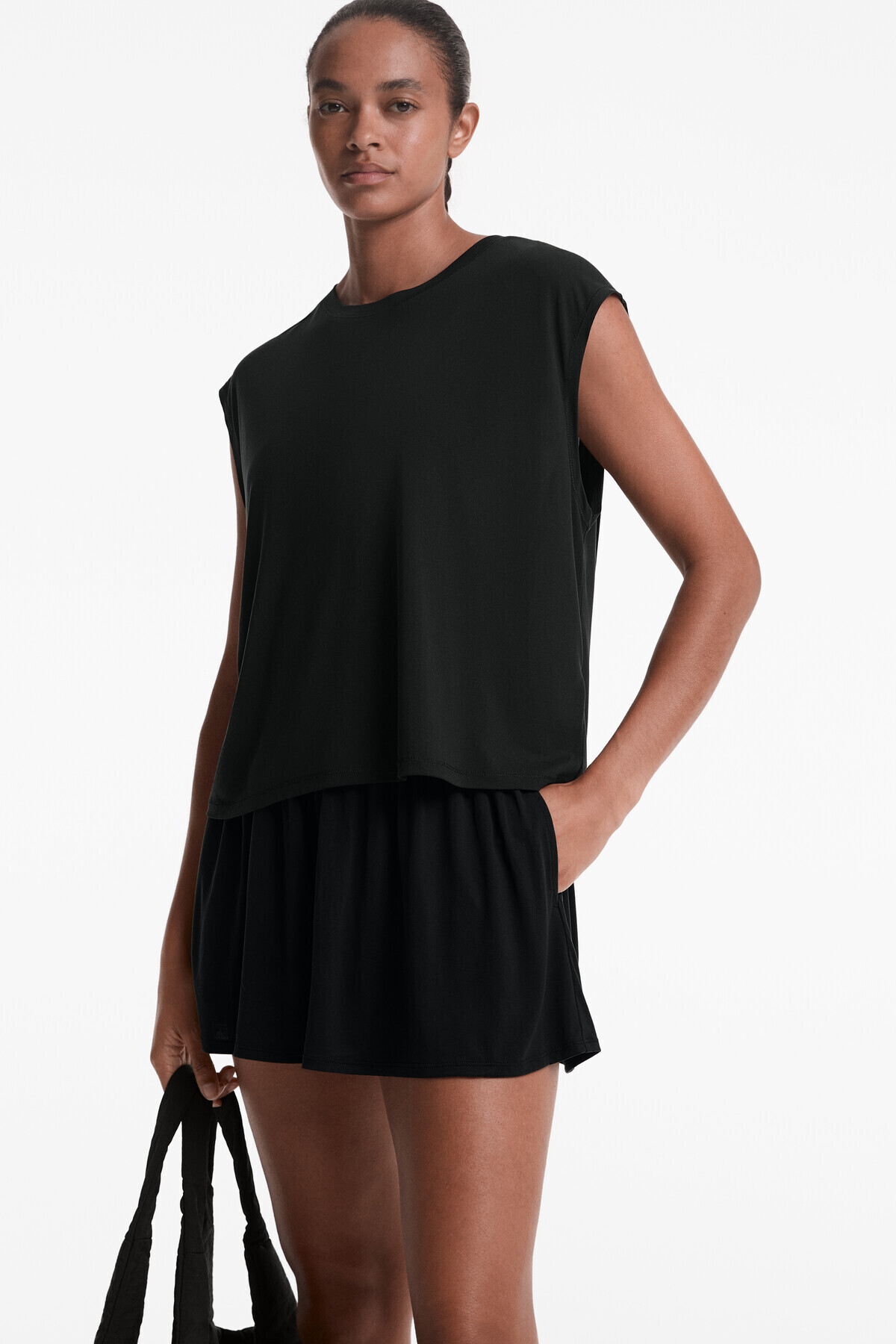Oysho-Floaty wide-leg shorts with modal 3