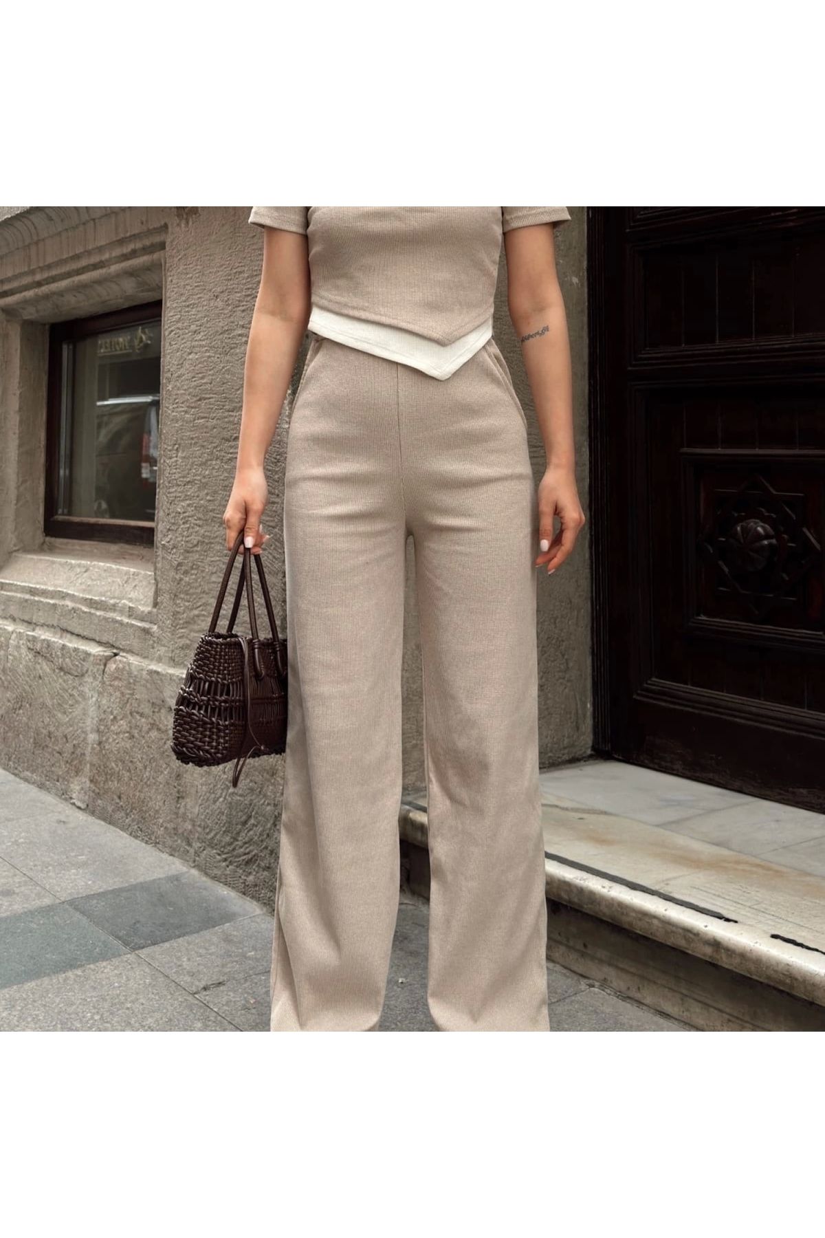 BYB MODA TASARIM Düğme yakalı bej alt üst takım s3943