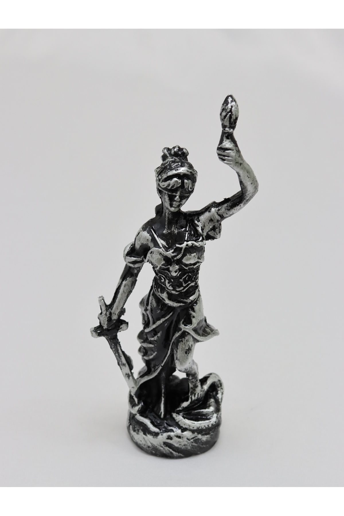 Nsthomedesign Silver Meşale Tutan Kadın 20cm*8cm