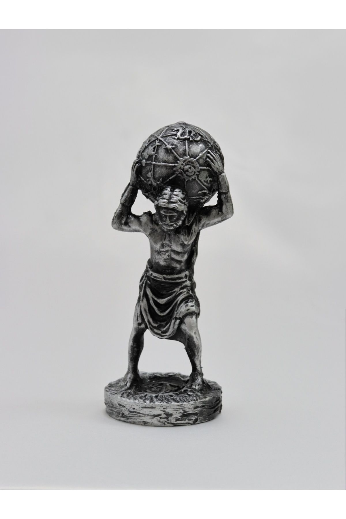 Nsthomedesign Silver Dünyayı Taşıyan Adam Biblo Polyester 20cm*7cm