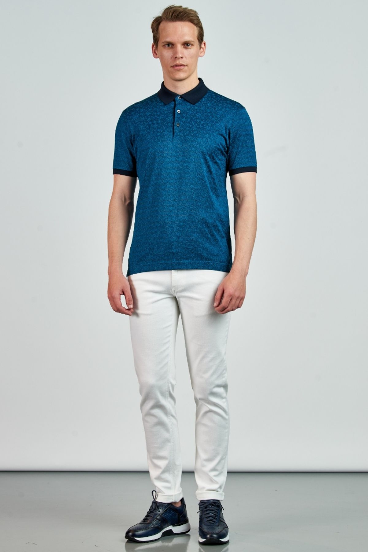 Giovane Gentile T-Shirt