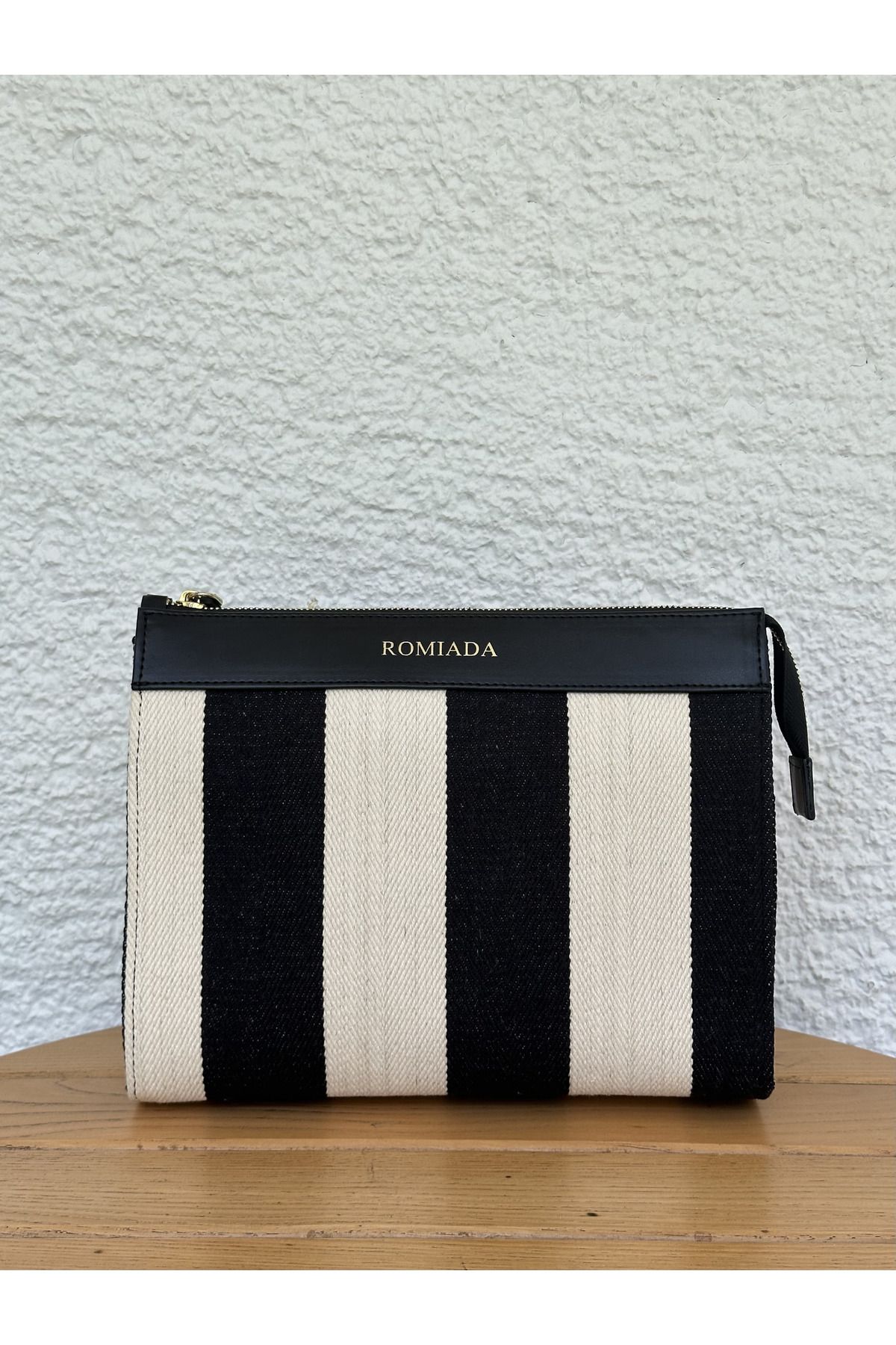 Romiada Pruva Siyah Çizgili Clutch Çanta