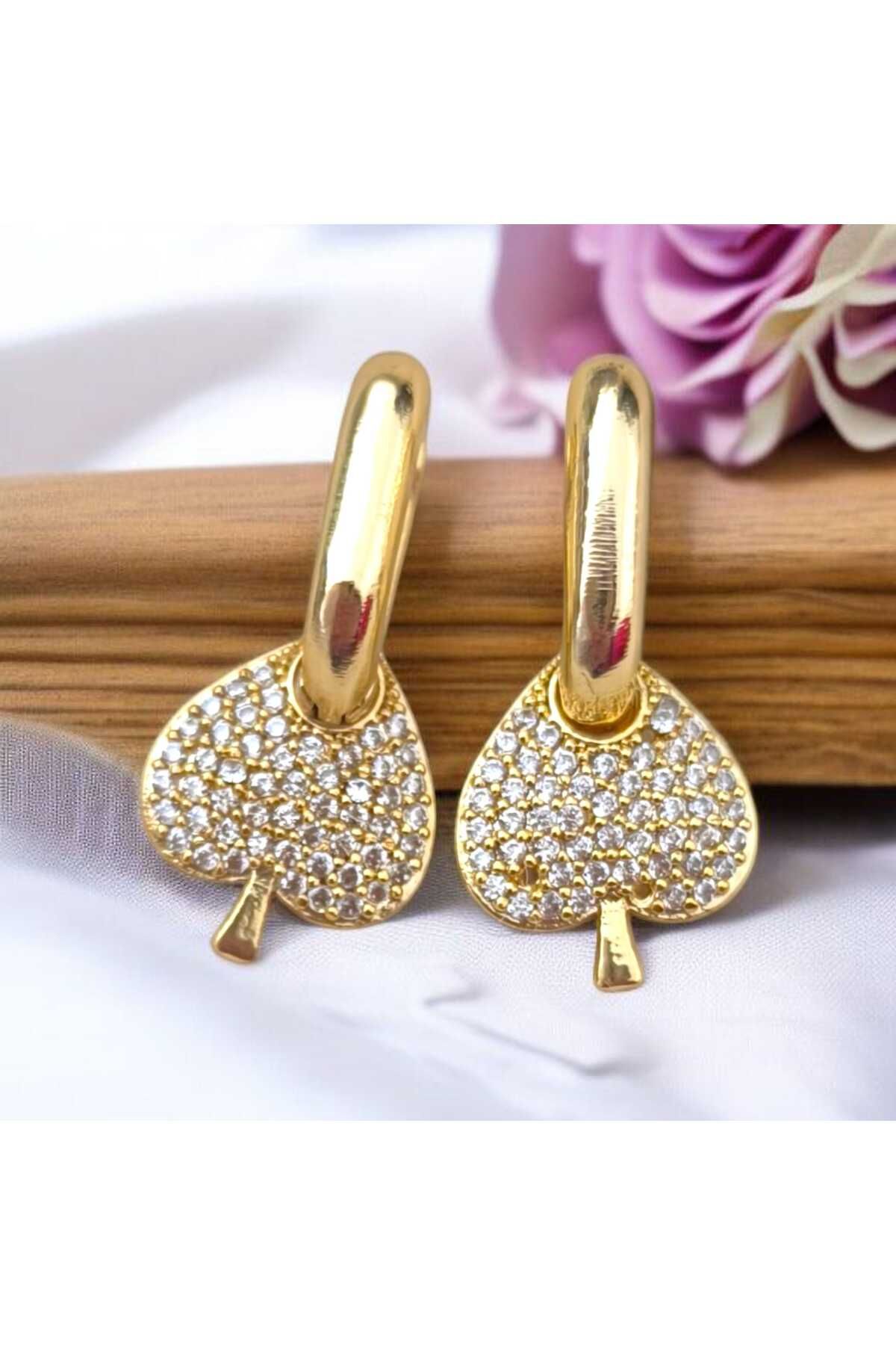 feyza collection Zirkon Taşlı Sallantılı Maça VIP Çelik Küpe