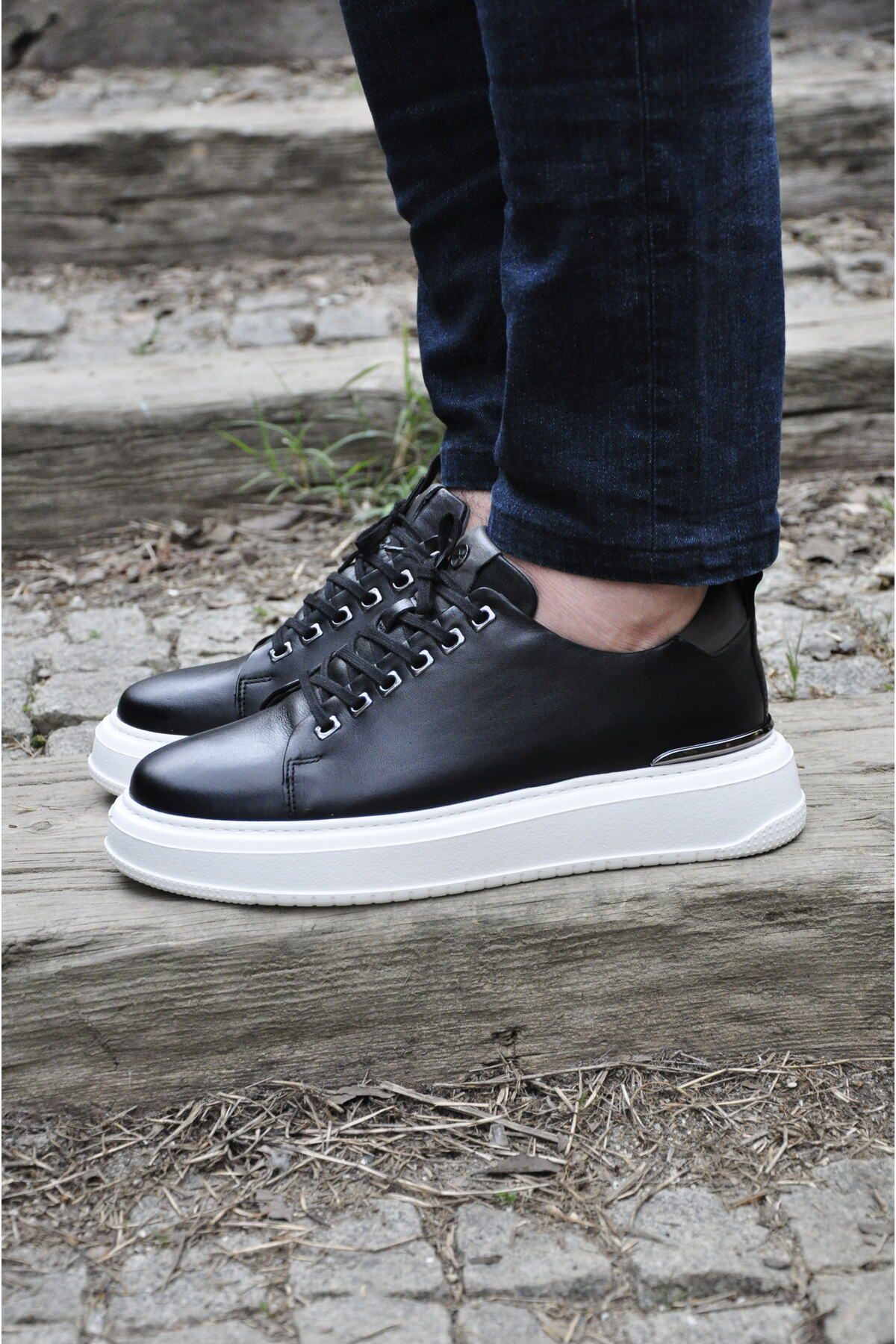 Rosse Moliere Model Hakiki Natural Deri Demir Detaylı Sneaker Ayakkabı