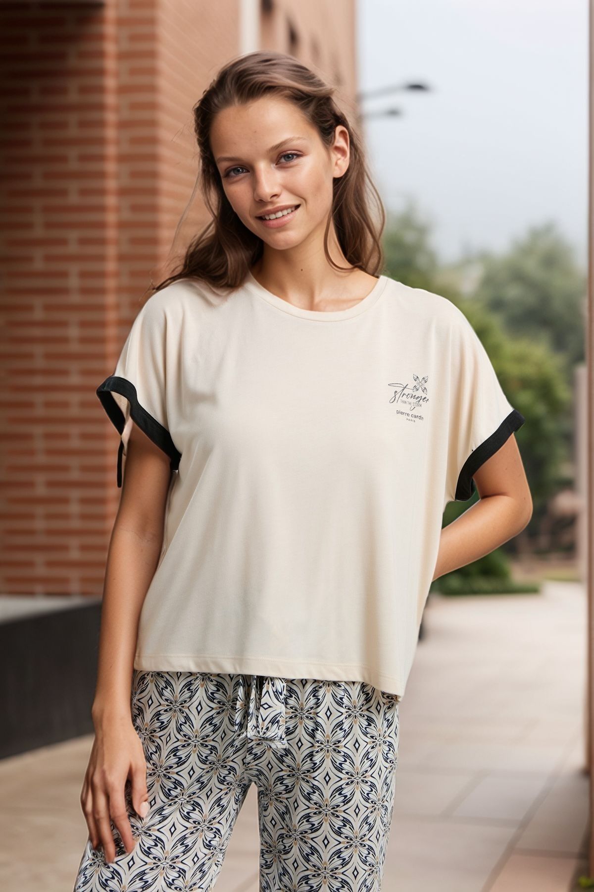 Pierre Cardin Kadın Krem Kısa Kol Desenli Viskon Pijama Takımı Q9.U.9O.K6.K.A0.P.C