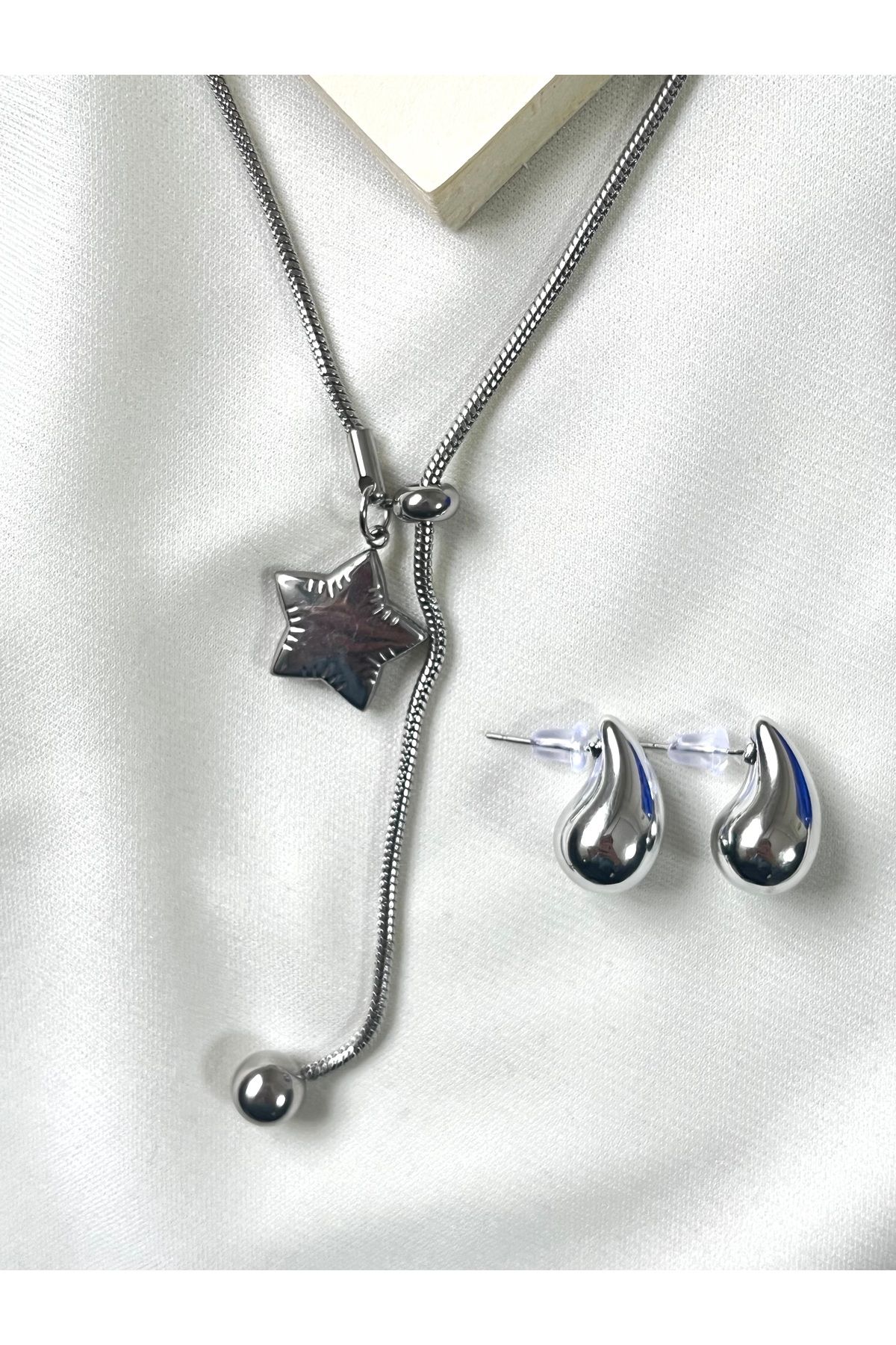 MARISOL ATELIER Yıldızlı gümüş renk çelik kolye