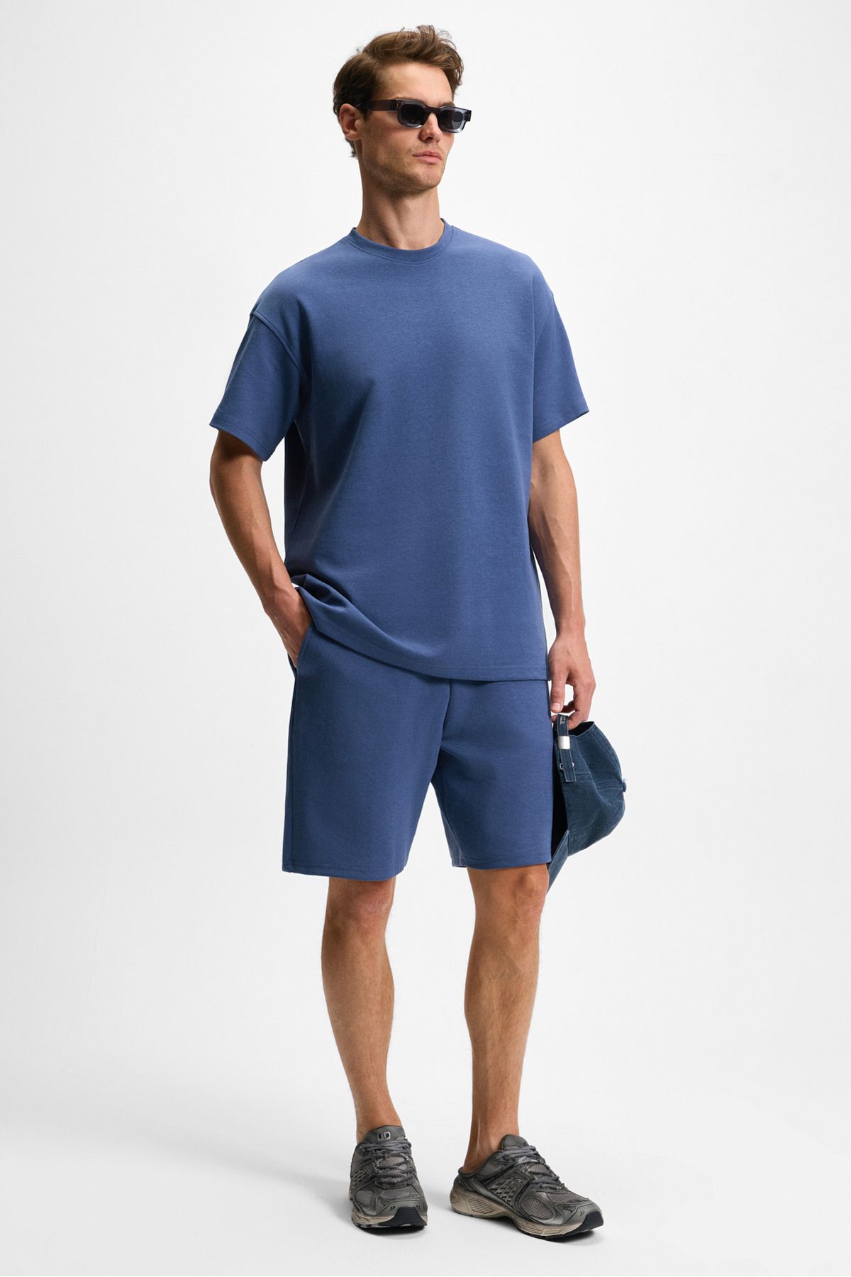 GRIMELANGE-Bailey Men's Relaxed Fit Indigo Shorts with Elastic Waist Back Single Pocket Cord 3