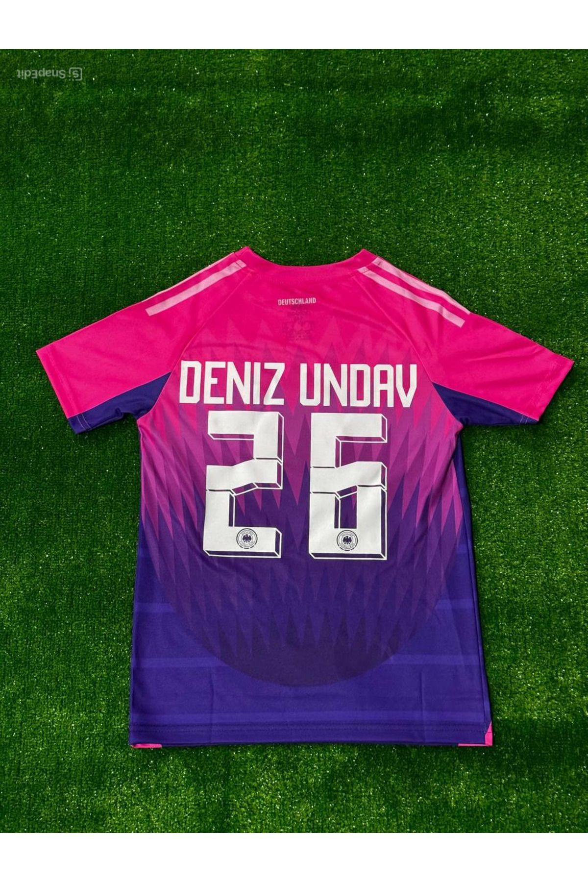 kombinezyum 2024/25 Yeni Sezon Almanya #26 Deniz UNDAV Deplasman Forması Pembe