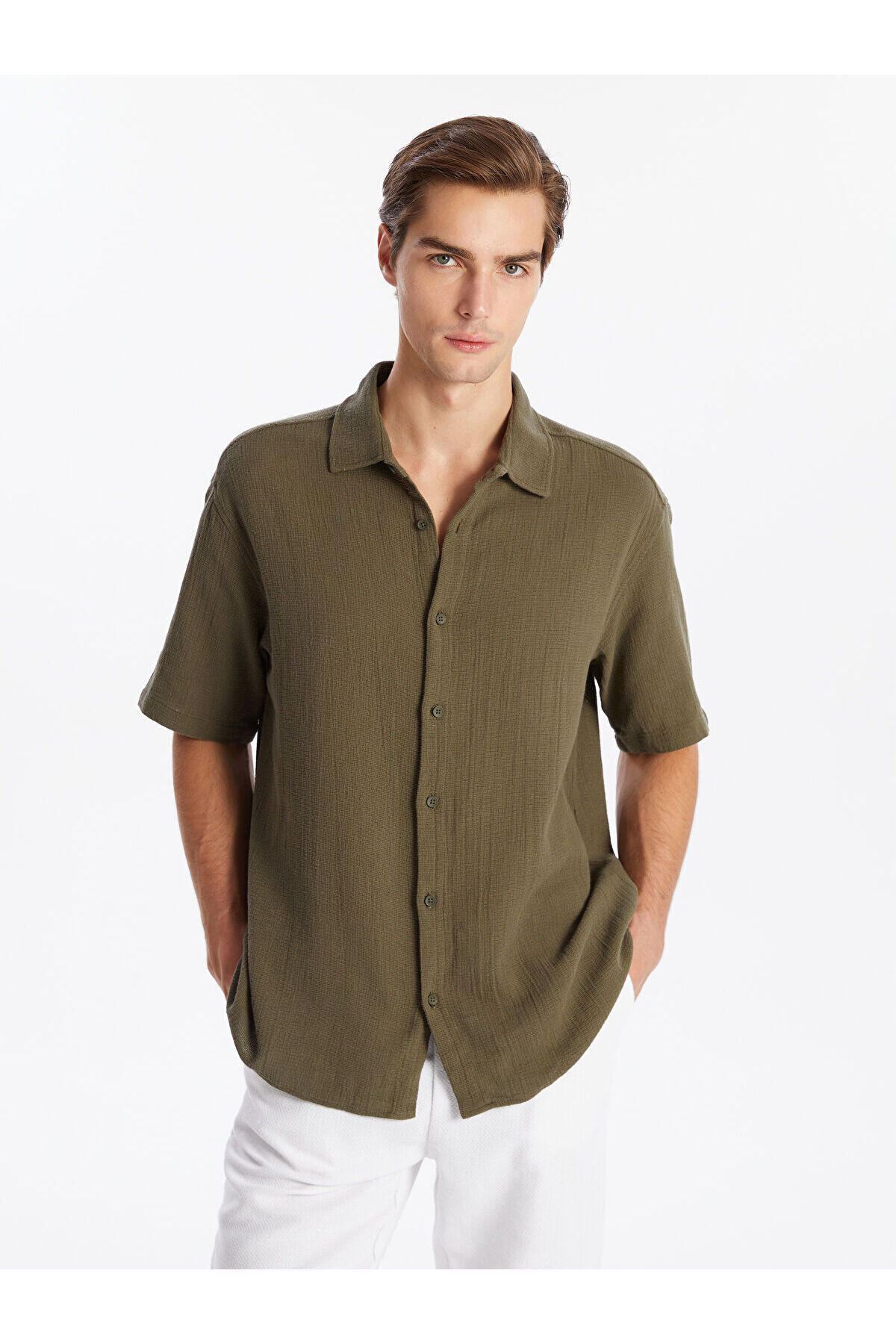 LC Waikiki Regular Fit Kısa Kollu Armürlü Erkek Dokulu Gömlek