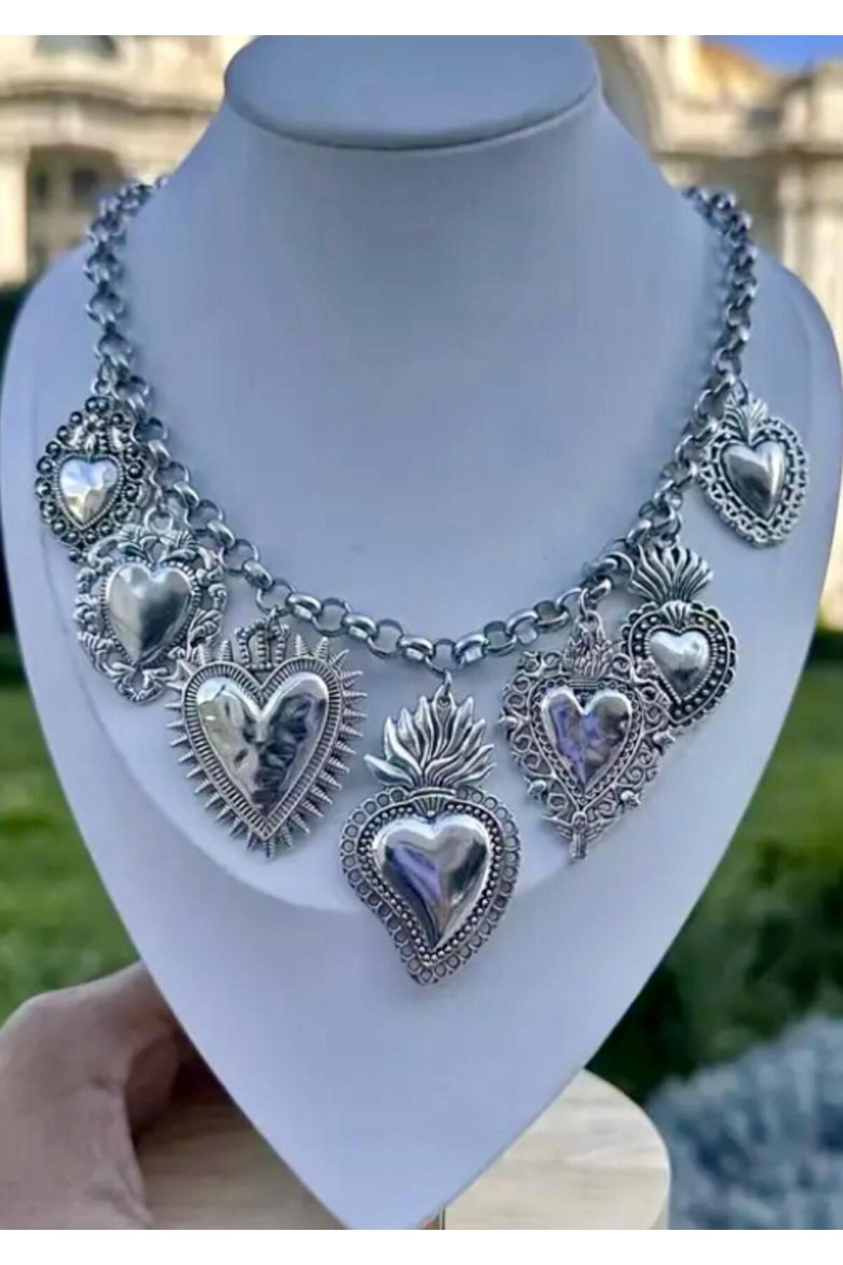 HNG JEWELRY VİNTAGE GÜMÜŞ RENK ÇOKLU KUTSAL KALP KOLYE
