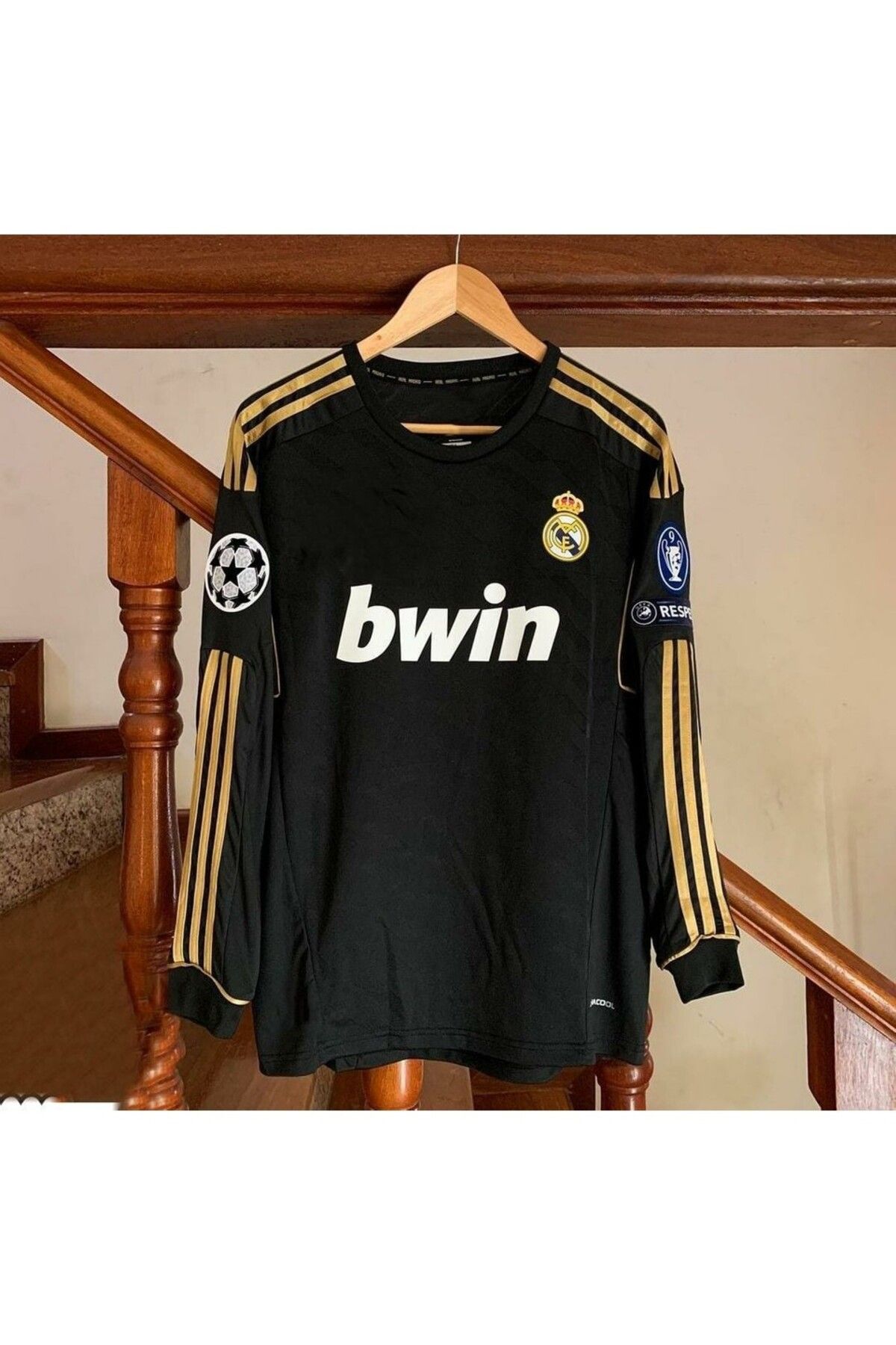 Atlas Global Real Madrid 2011/12 Sezonu Mesut Özil Forması