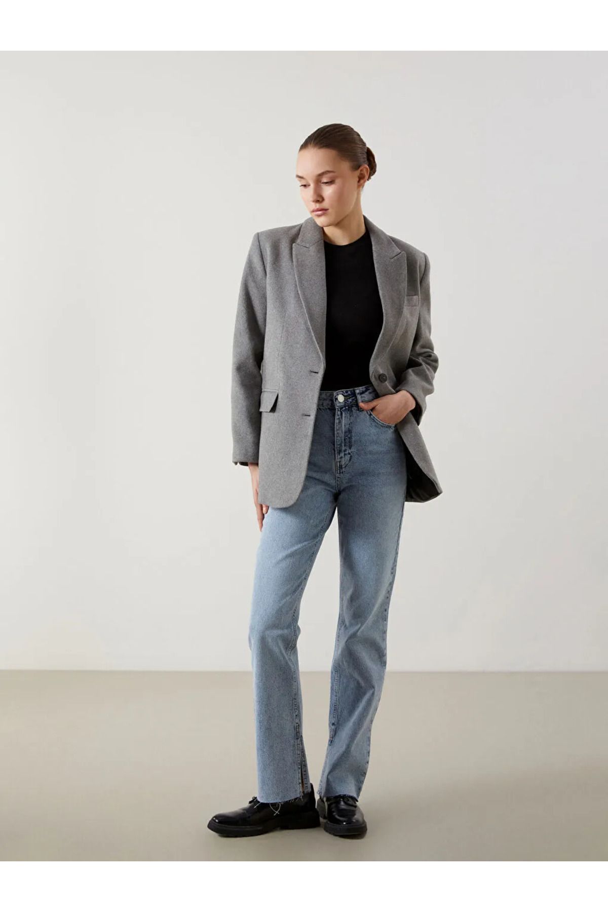 LC Waikiki LCW Modest Mavi Straight Fit Kadın Jean Pantolon