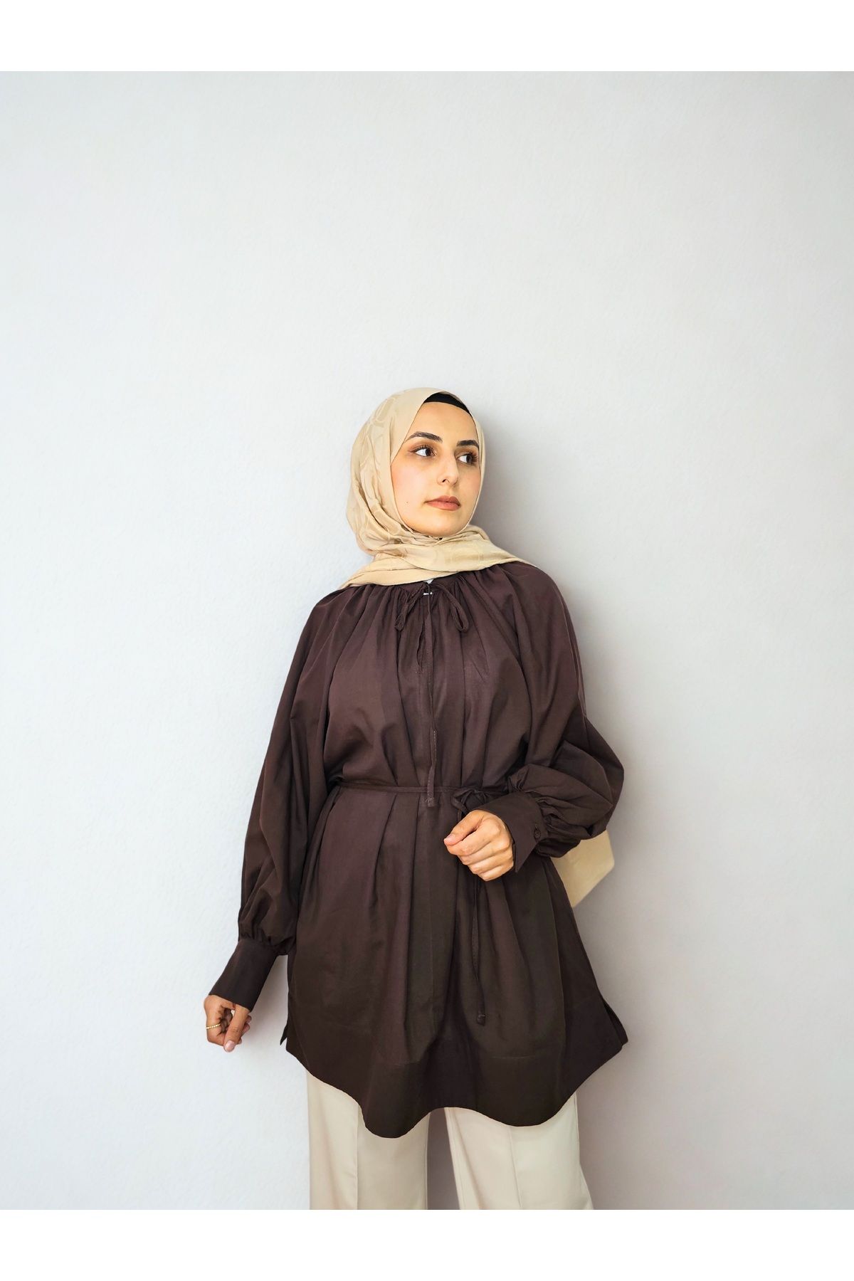 shop Büzgü Yakalı Dökümlü Vual Gömlek