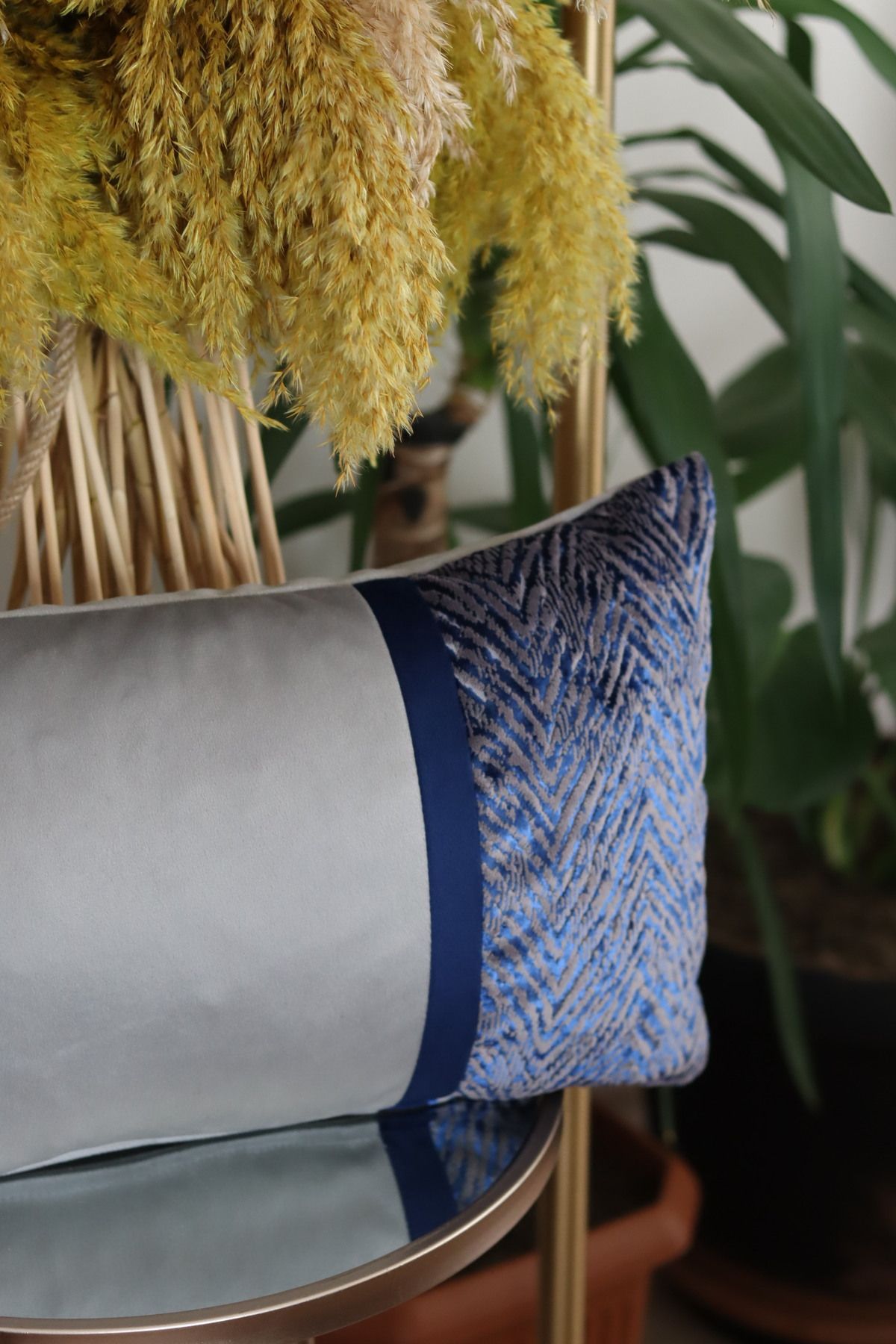 Lux Pillows Tasarım Kırlent Kılıfı