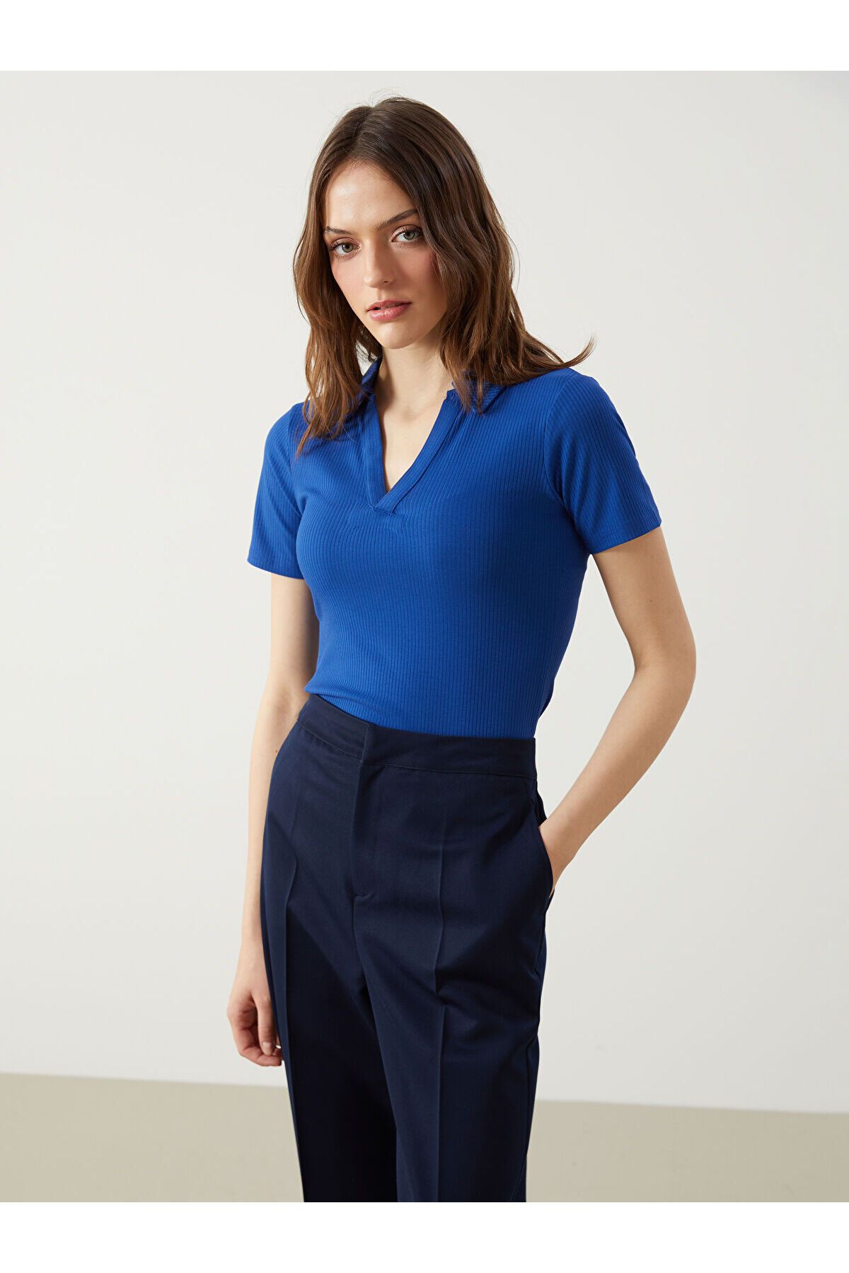 LC Waikiki Polo Yaka Kadın Tişört