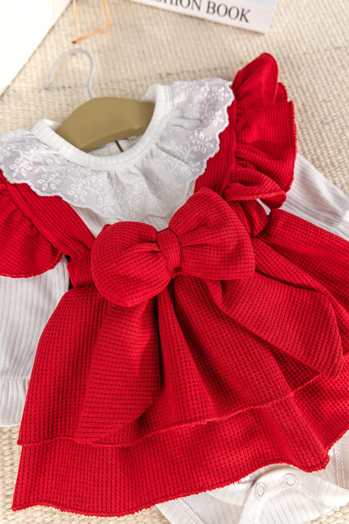 Babymod Fiyonklu 100% Pamuk Şık Kız Bebek Jile Etek Elbise fotoğrafı 3 (önizleme)