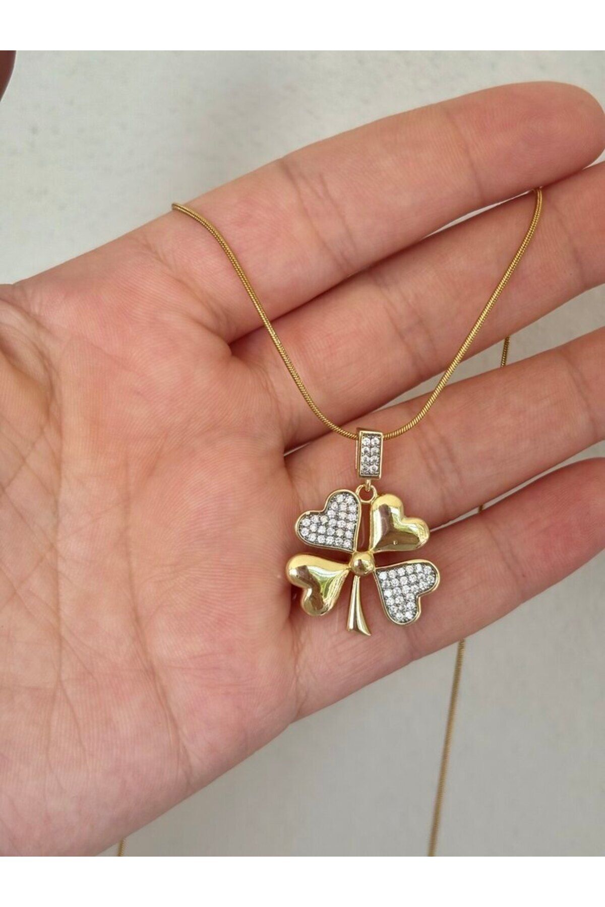arya luxe Çelik 14k gold taşlı yonca kolye