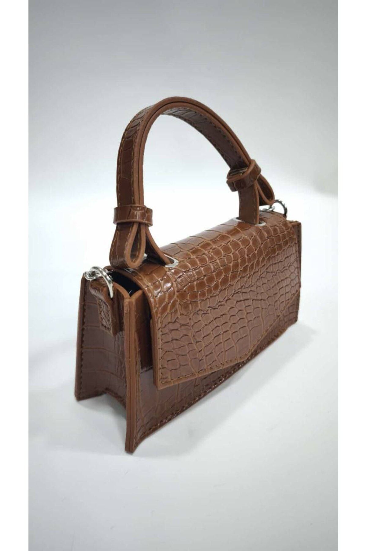 bynarincollection günlük kapaklı model kol çantası