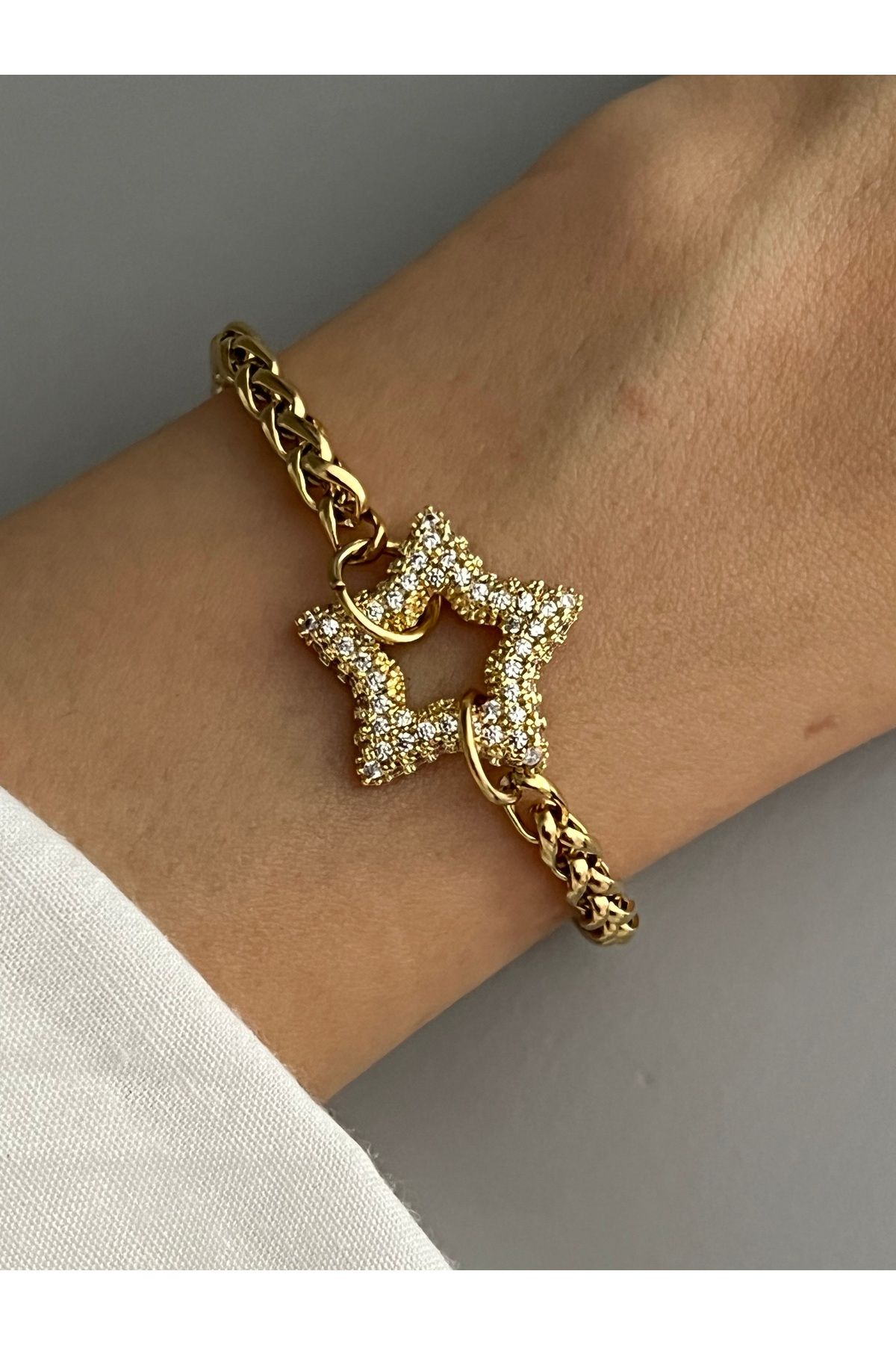 Ayse Jewels Yıldız Figürlü Taş Detaylı Çelik Bileklik